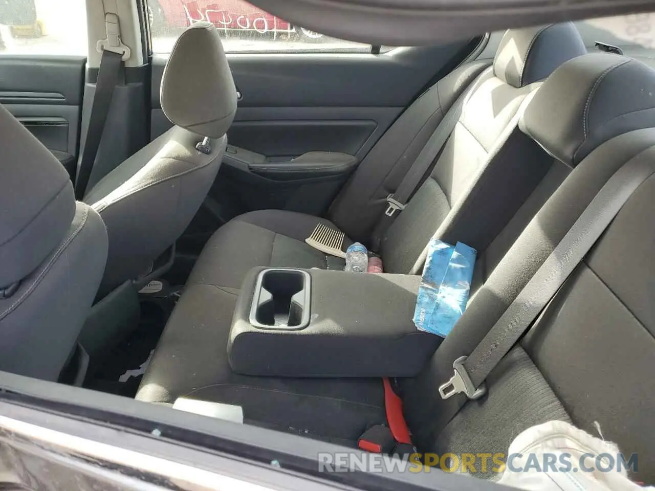 10 Photograph of a damaged car 1N4BL4BVXLC243209 NISSAN ALTIMA 2020