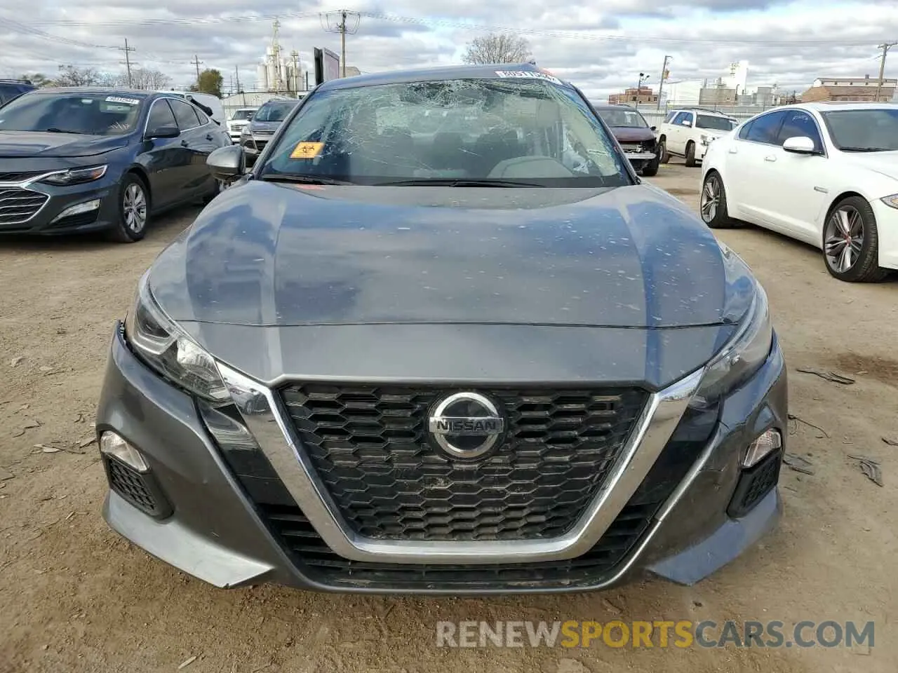 5 Photograph of a damaged car 1N4BL4BVXLC243209 NISSAN ALTIMA 2020
