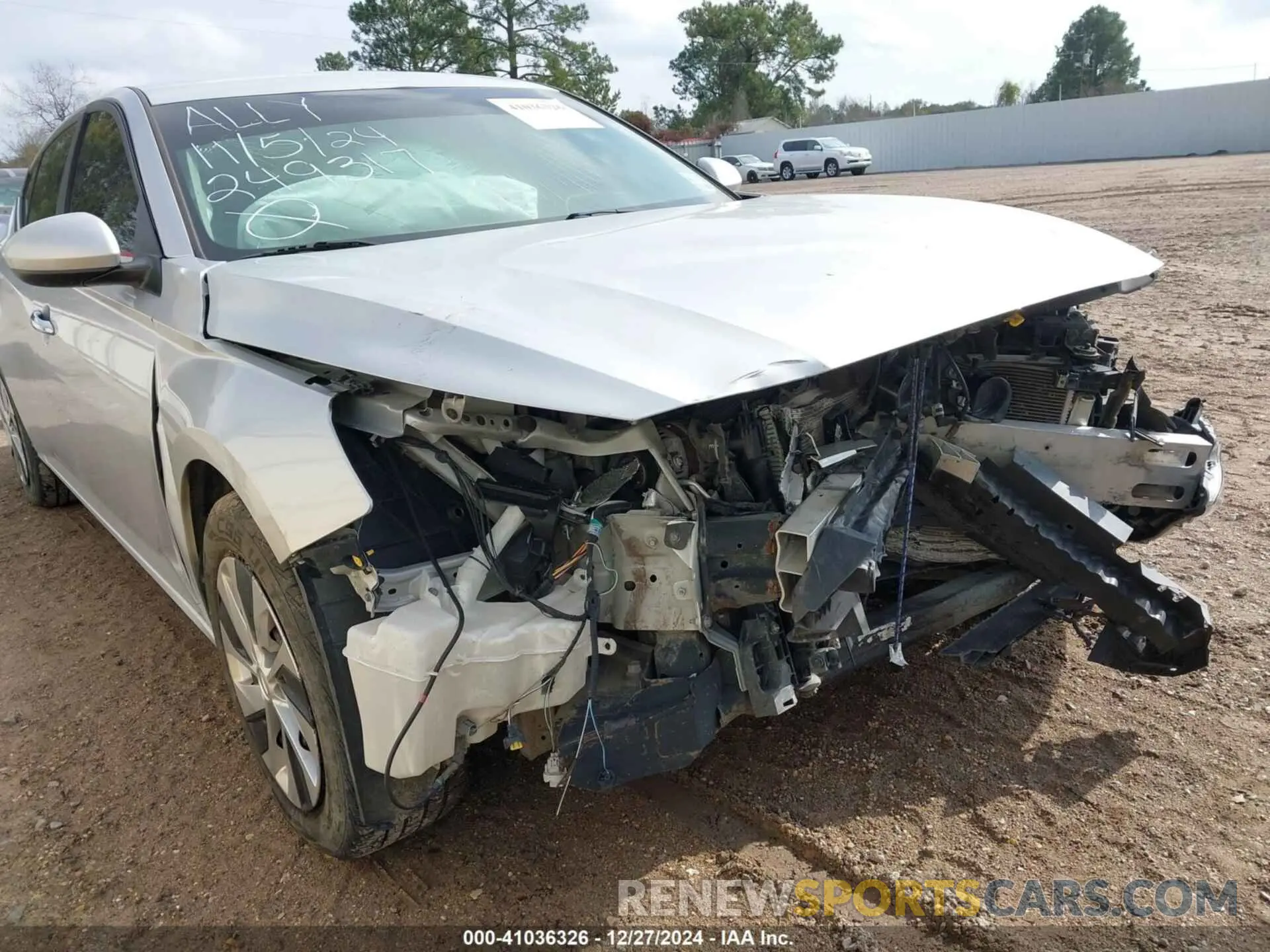 6 Photograph of a damaged car 1N4BL4BVXLC249317 NISSAN ALTIMA 2020