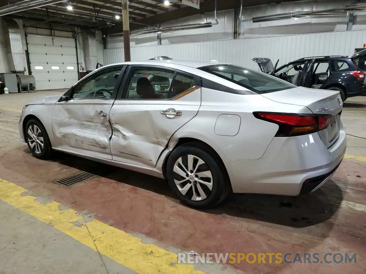 2 Photograph of a damaged car 1N4BL4BVXLC252475 NISSAN ALTIMA 2020