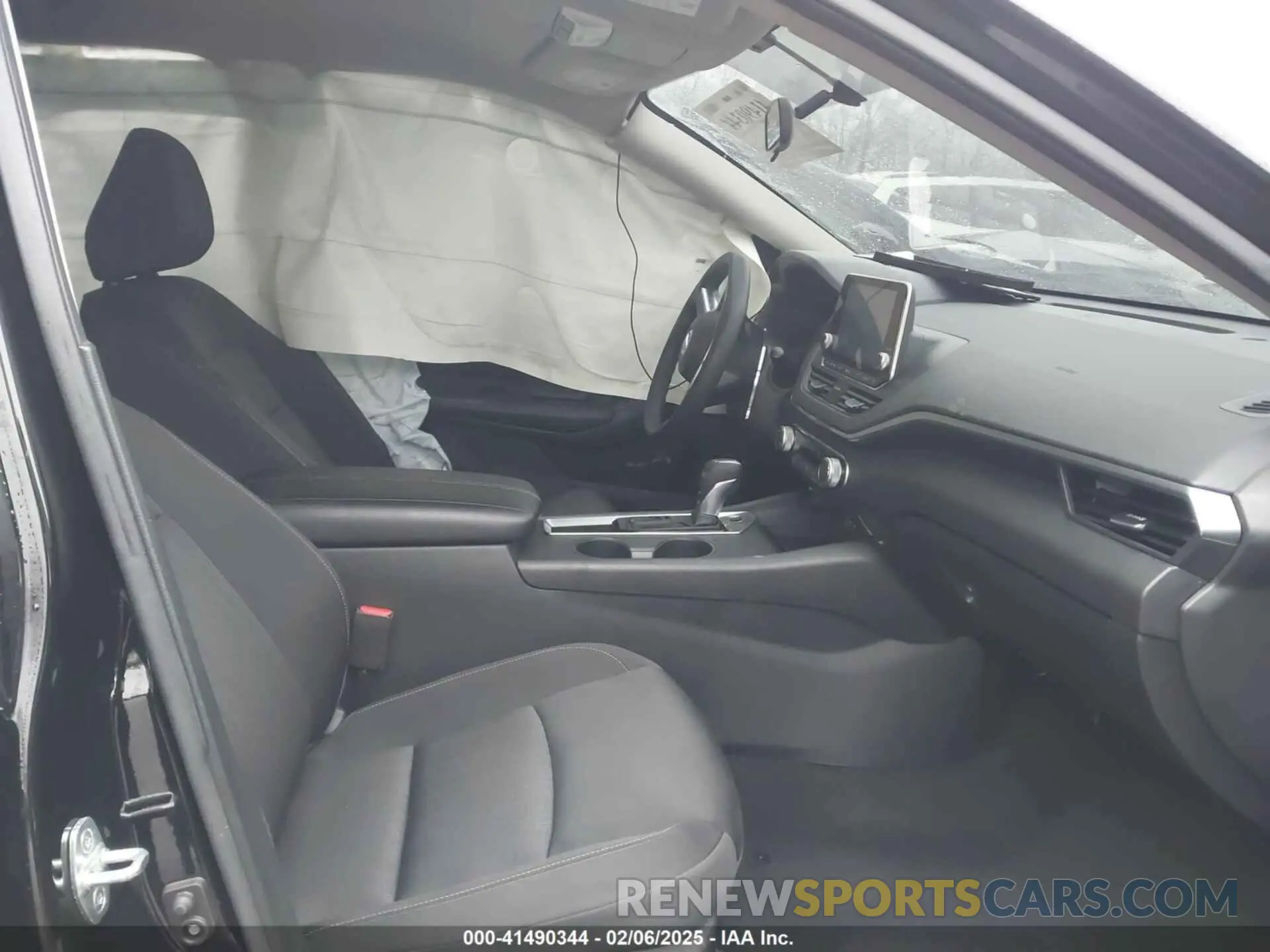 5 Photograph of a damaged car 1N4BL4BVXLC261855 NISSAN ALTIMA 2020