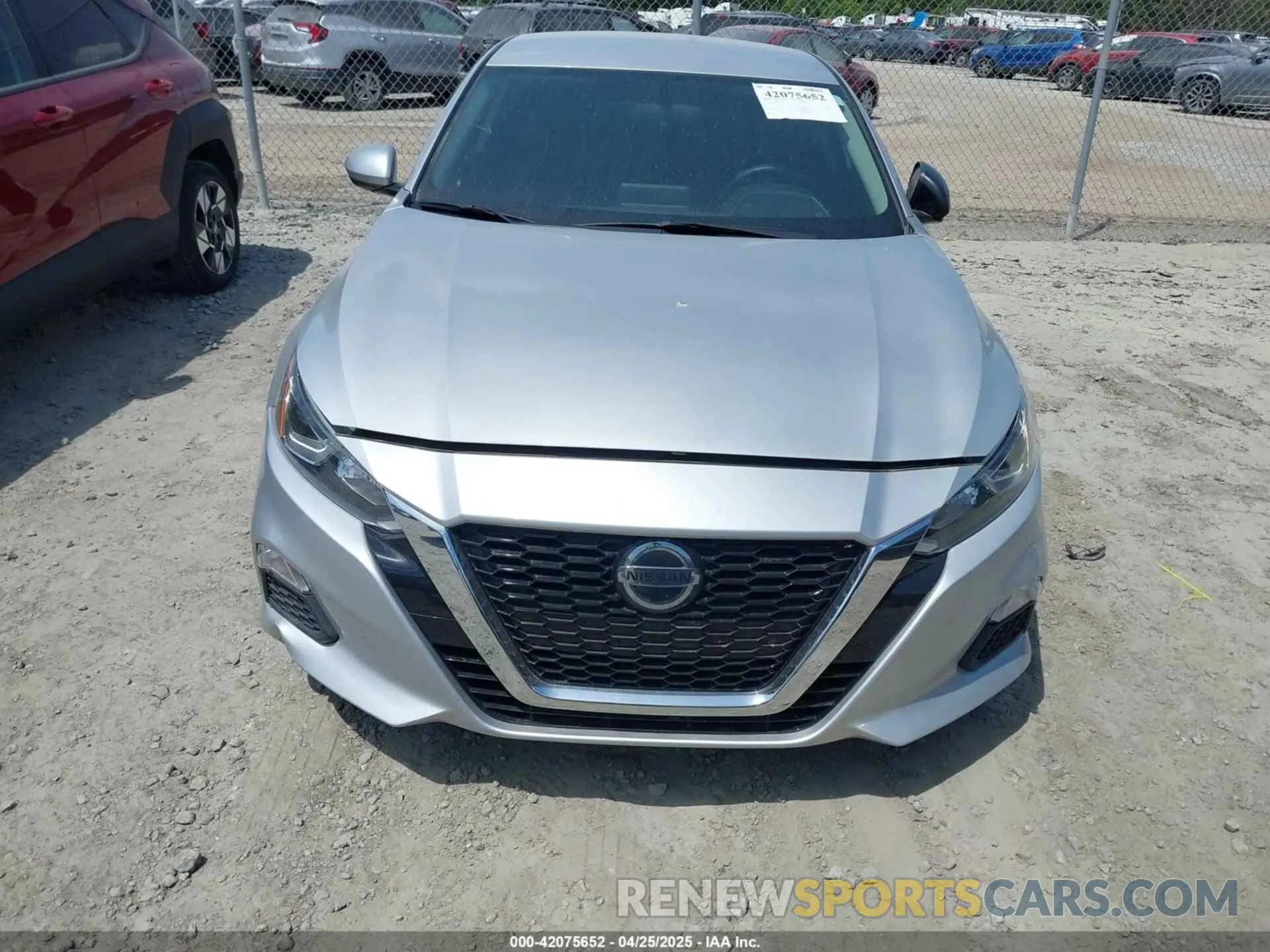 11 Photograph of a damaged car 1N4BL4BVXLC265632 NISSAN ALTIMA 2020