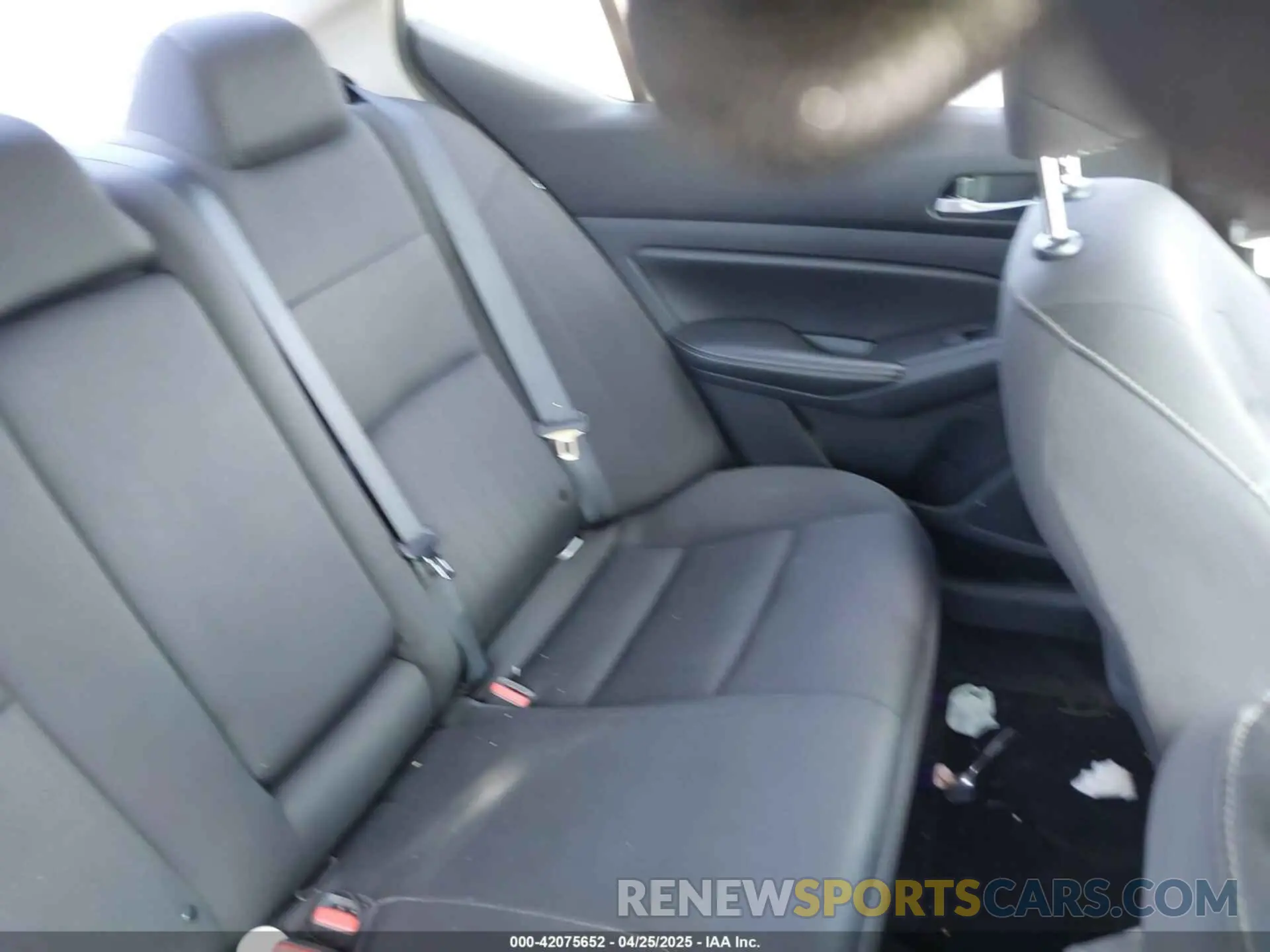 8 Photograph of a damaged car 1N4BL4BVXLC265632 NISSAN ALTIMA 2020