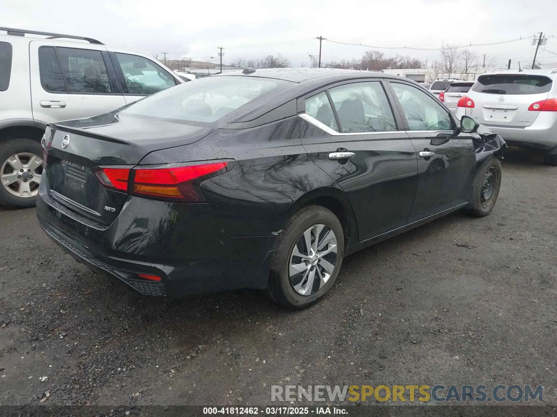 4 Photograph of a damaged car 1N4BL4BW1LC250977 NISSAN ALTIMA 2020