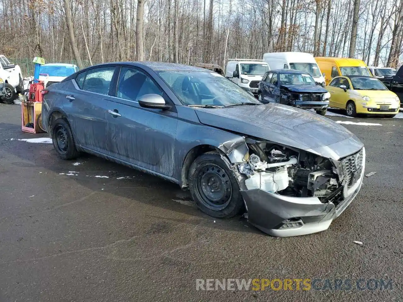 4 Photograph of a damaged car 1N4BL4BW1LN321857 NISSAN ALTIMA 2020