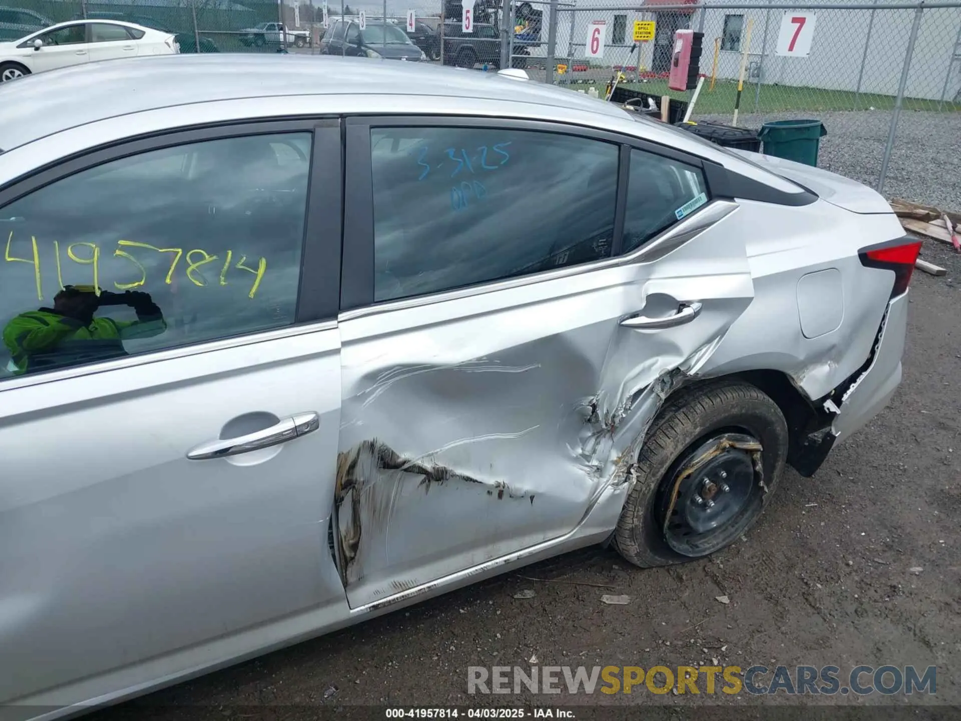 6 Photograph of a damaged car 1N4BL4BW6LC265653 NISSAN ALTIMA 2020