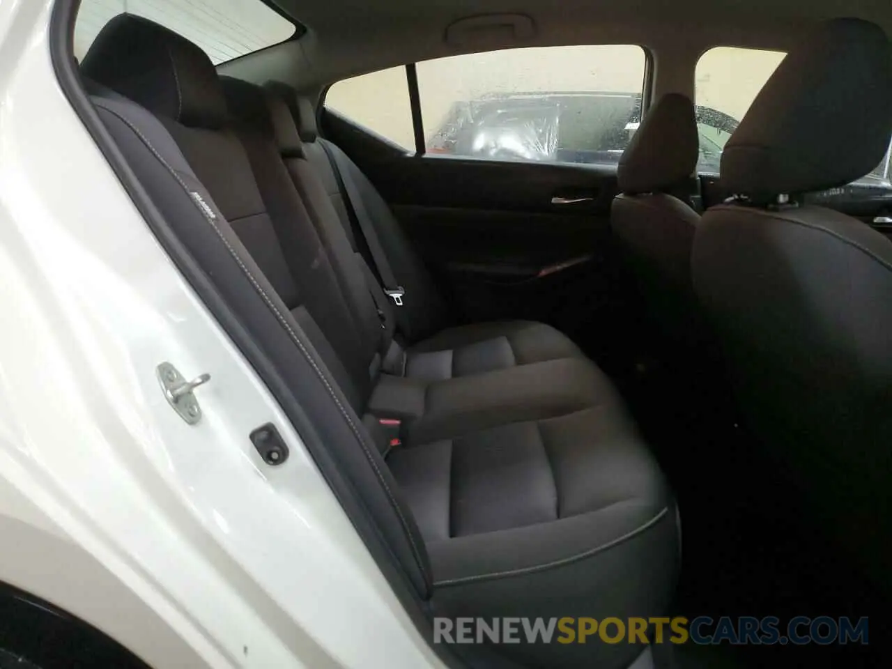 10 Photograph of a damaged car 1N4BL4BW6LN316329 NISSAN ALTIMA 2020