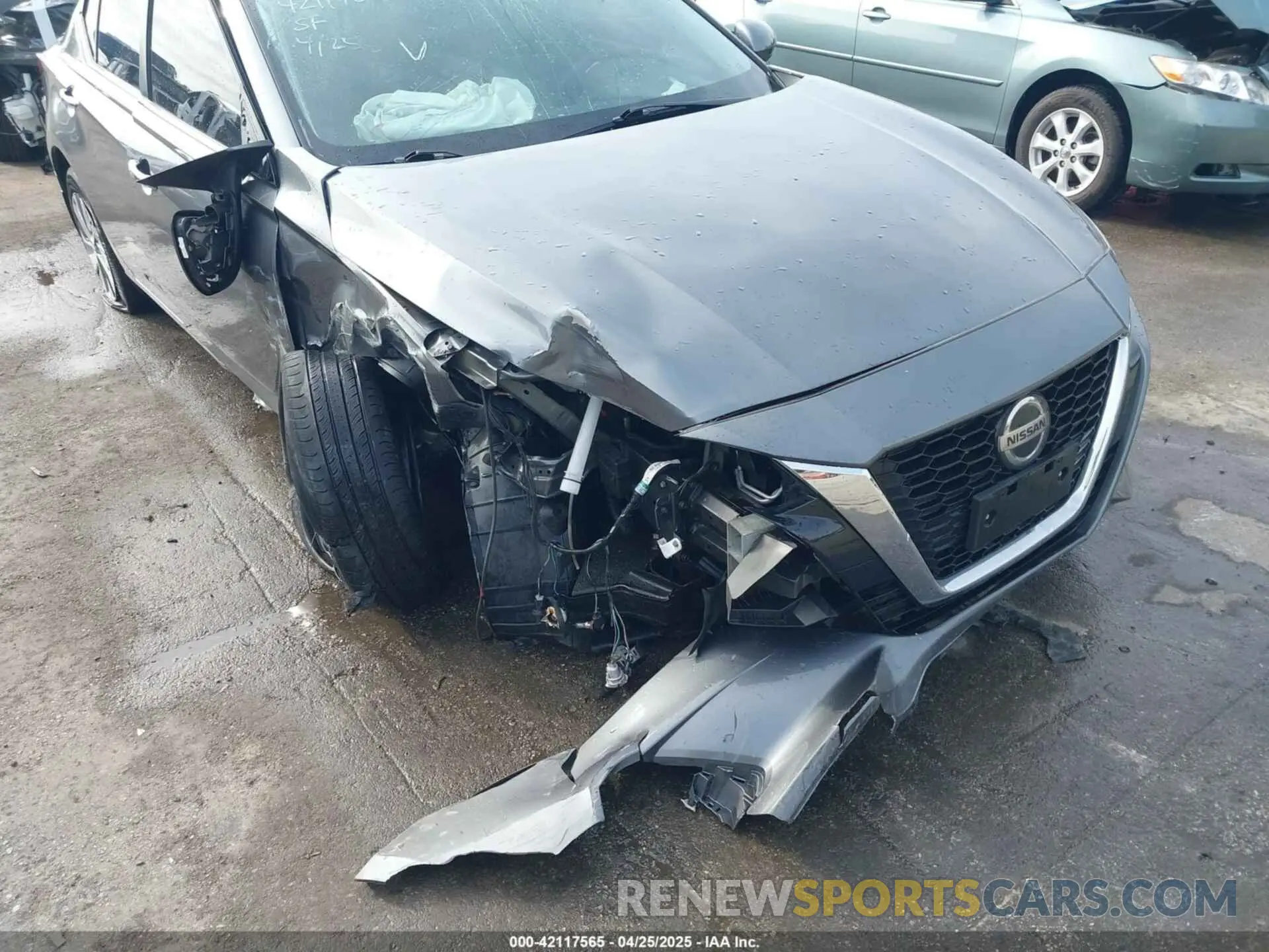 6 Photograph of a damaged car 1N4BL4BW9LC176675 NISSAN ALTIMA 2020