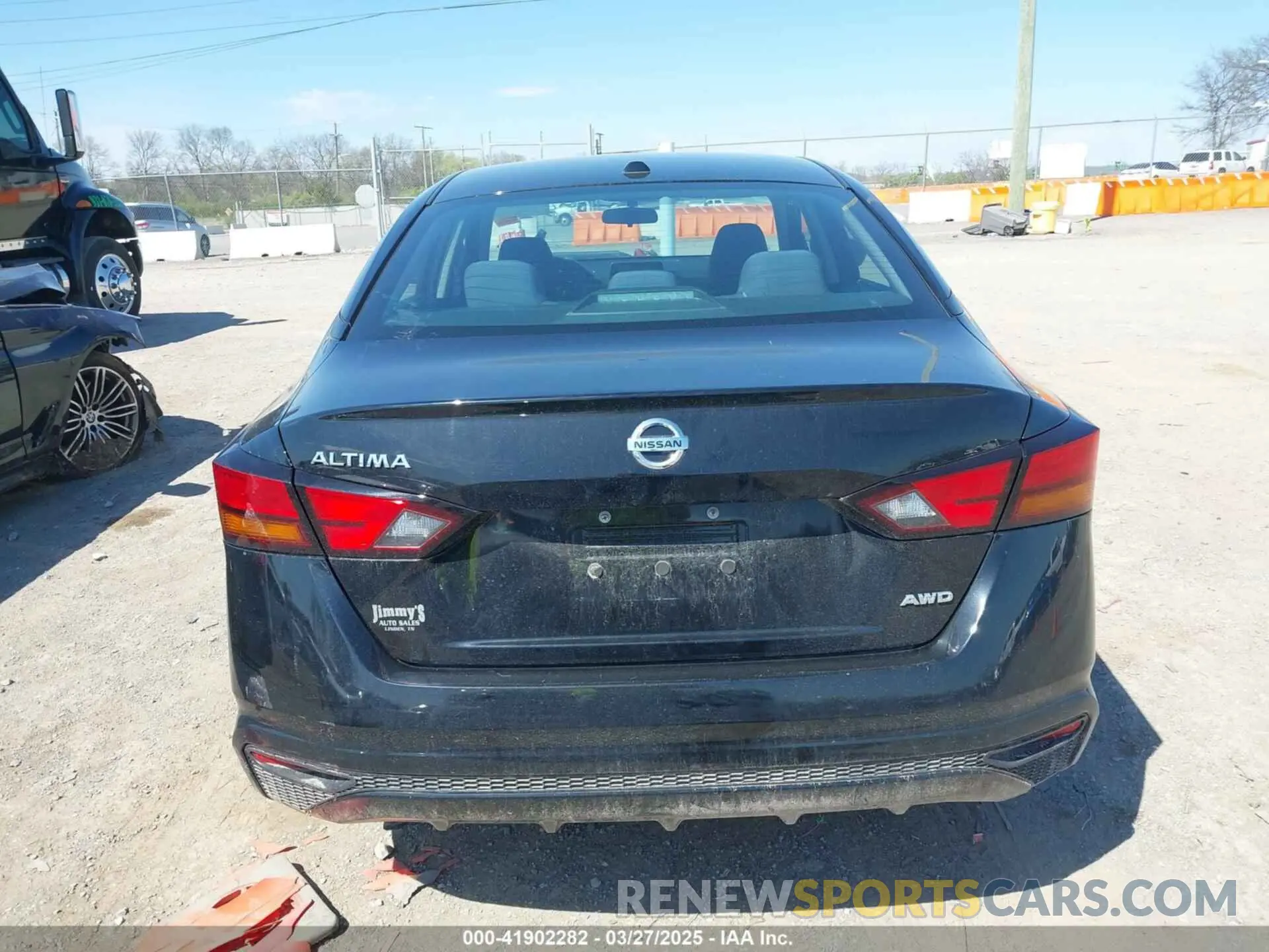 16 Photograph of a damaged car 1N4BL4BWXLC264683 NISSAN ALTIMA 2020