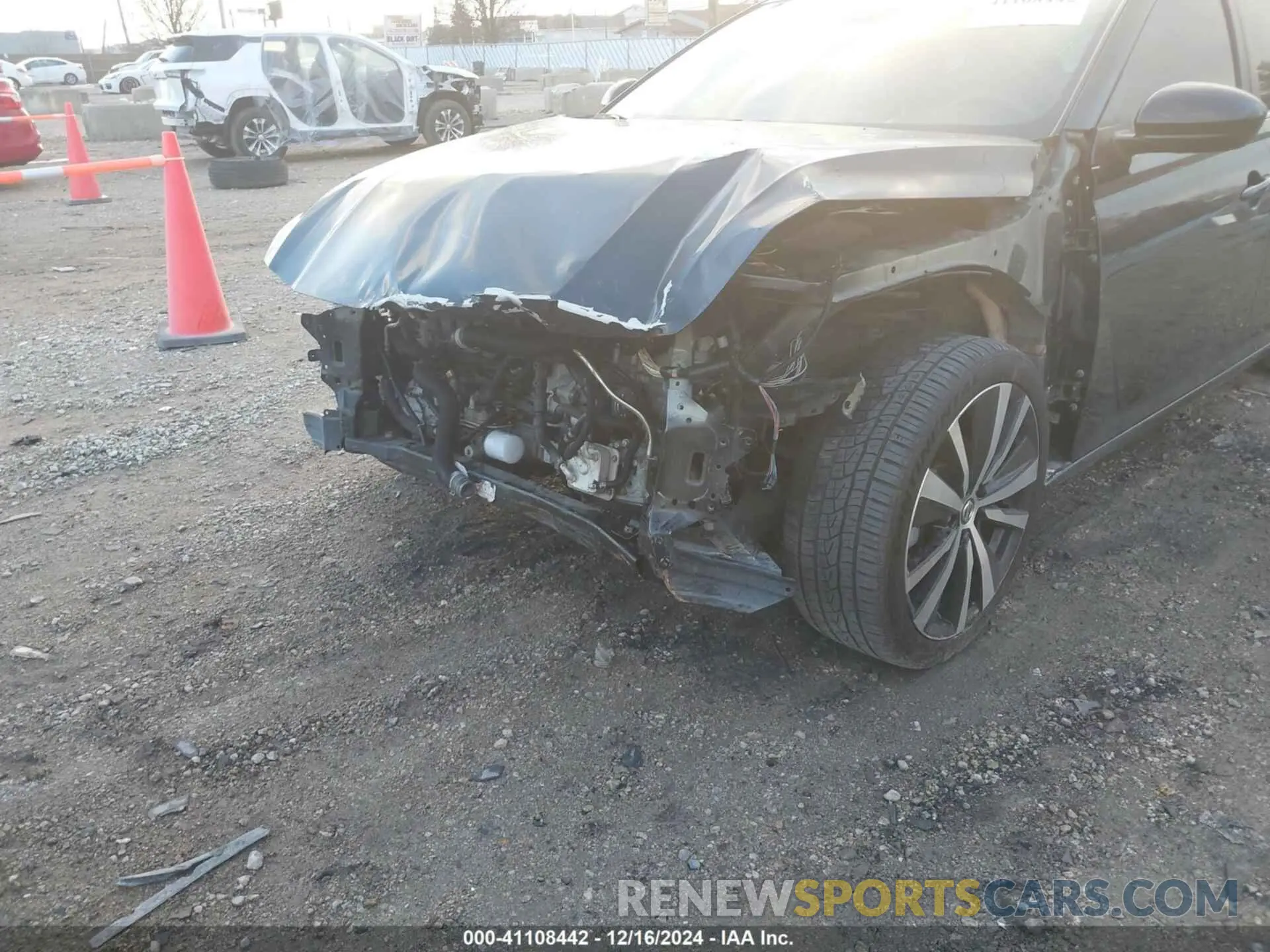 6 Photograph of a damaged car 1N4BL4CV0LC160760 NISSAN ALTIMA 2020