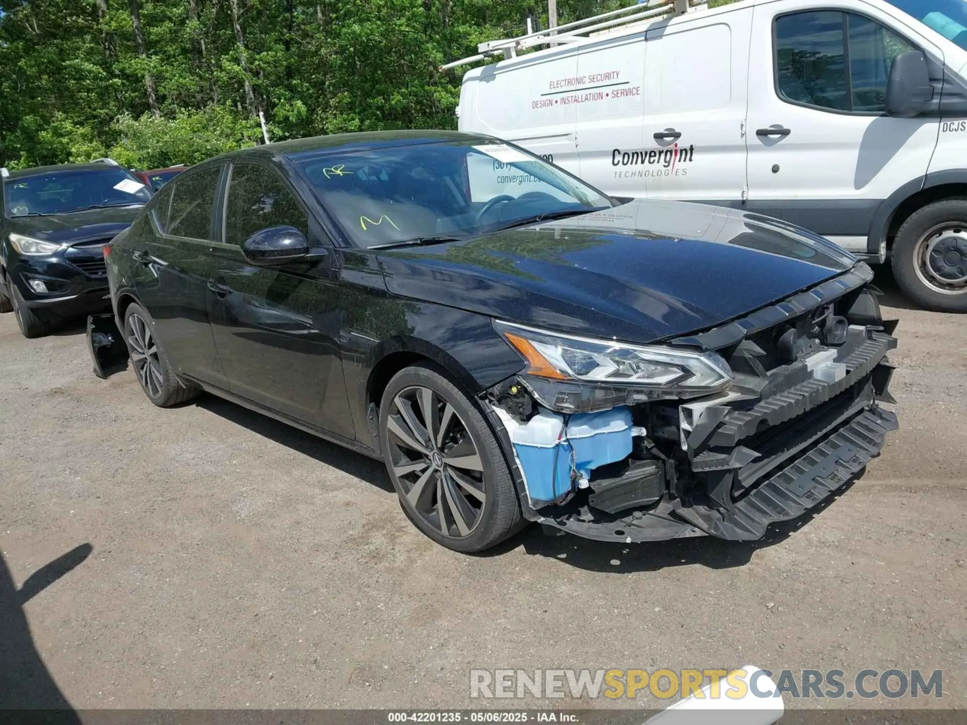 1 Photograph of a damaged car 1N4BL4CV0LC252810 NISSAN ALTIMA 2020