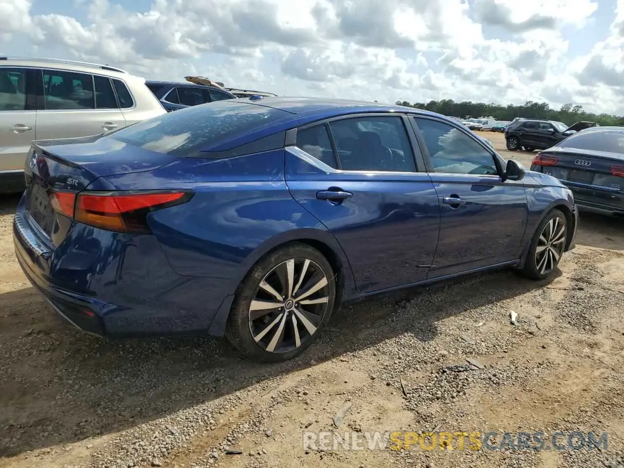 3 Photograph of a damaged car 1N4BL4CV0LC260647 NISSAN ALTIMA 2020