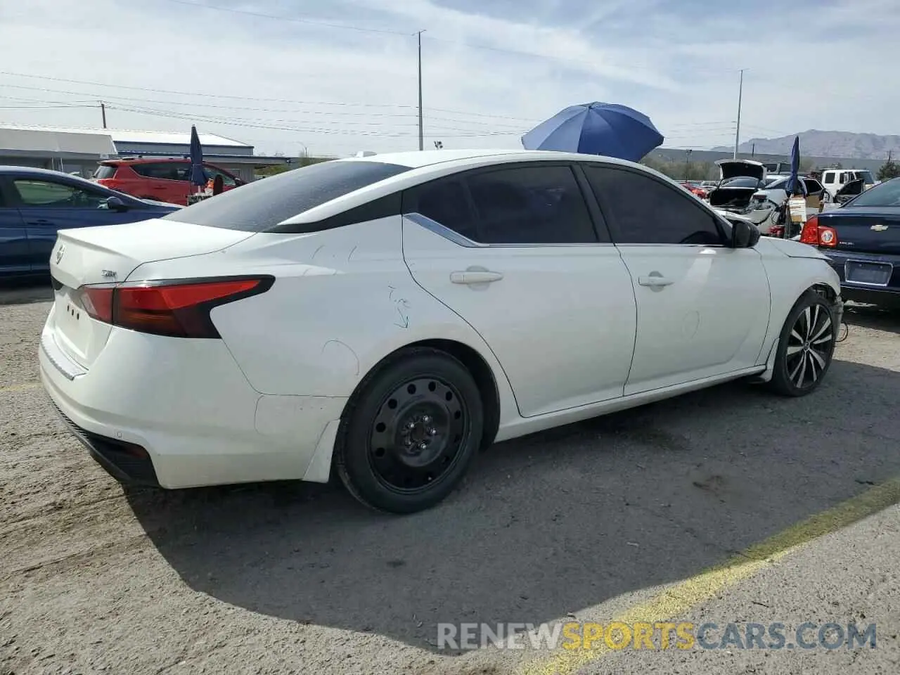 3 Photograph of a damaged car 1N4BL4CV0LC273723 NISSAN ALTIMA 2020