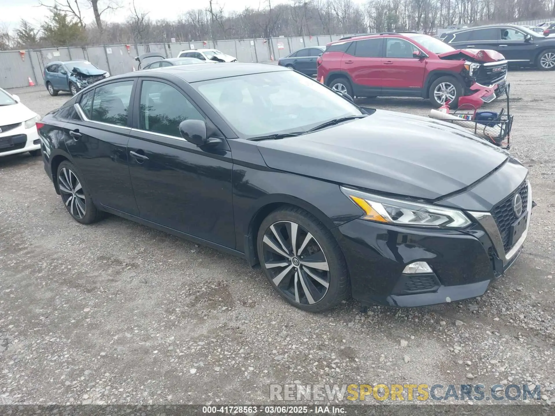 1 Photograph of a damaged car 1N4BL4CV1LC141554 NISSAN ALTIMA 2020