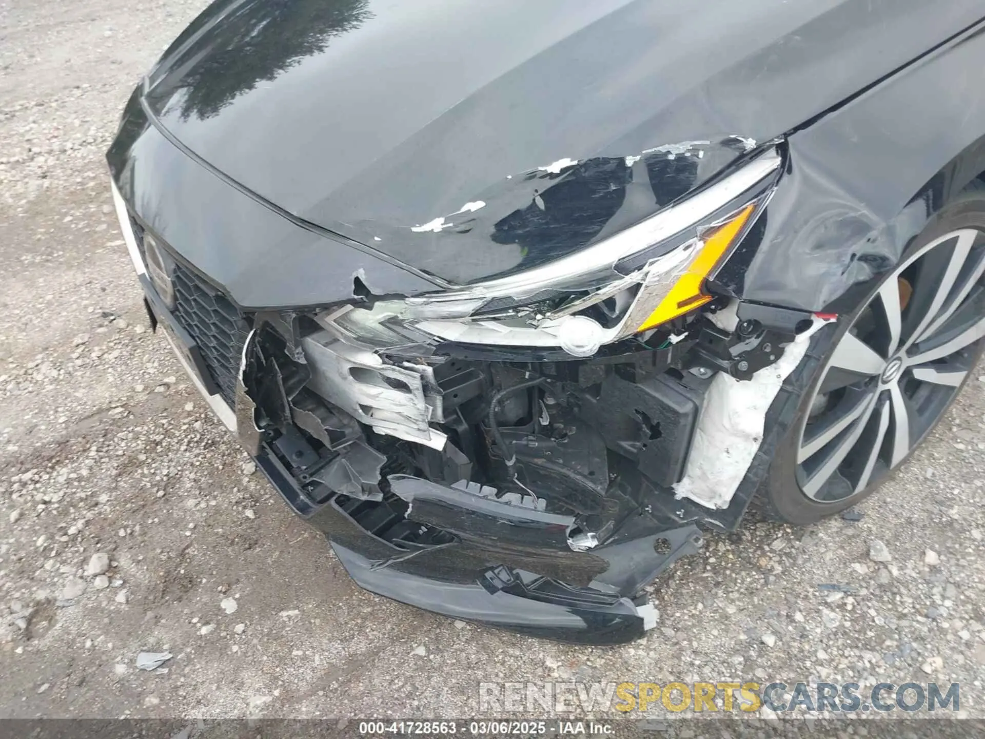 6 Photograph of a damaged car 1N4BL4CV1LC141554 NISSAN ALTIMA 2020