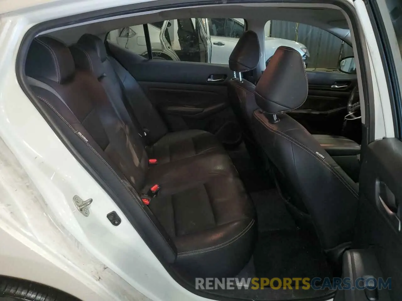 10 Photograph of a damaged car 1N4BL4CV1LC151260 NISSAN ALTIMA 2020