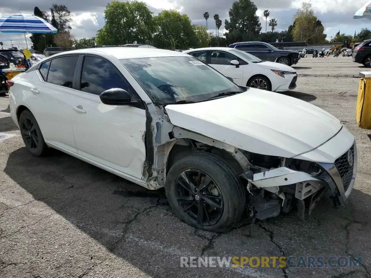 4 Photograph of a damaged car 1N4BL4CV1LC231917 NISSAN ALTIMA 2020