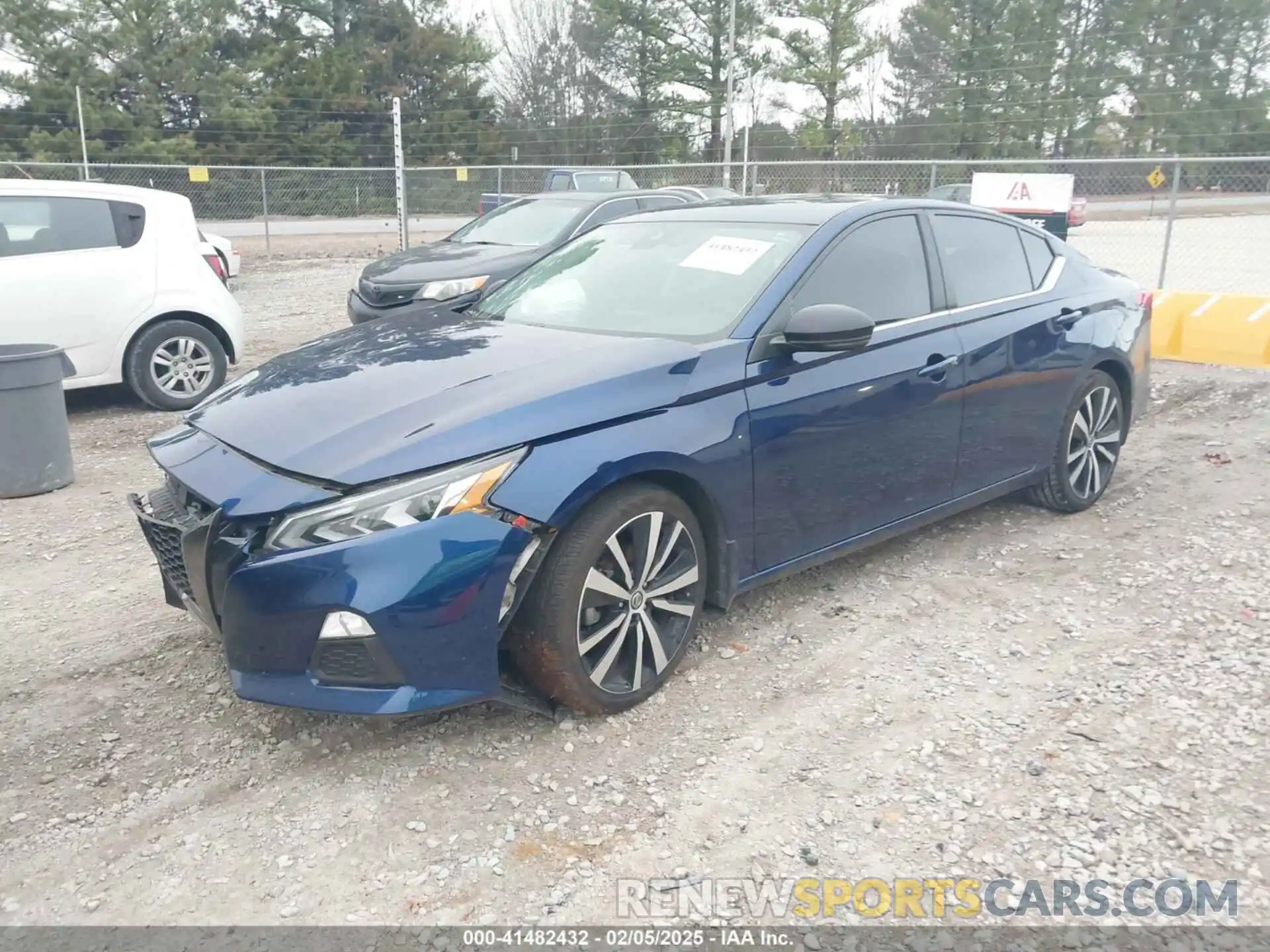 2 Photograph of a damaged car 1N4BL4CV1LC283483 NISSAN ALTIMA 2020