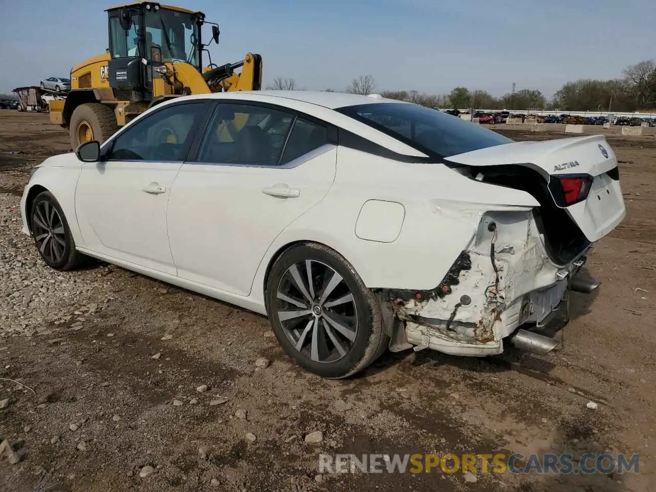 2 Photograph of a damaged car 1N4BL4CV1LN310007 NISSAN ALTIMA 2020