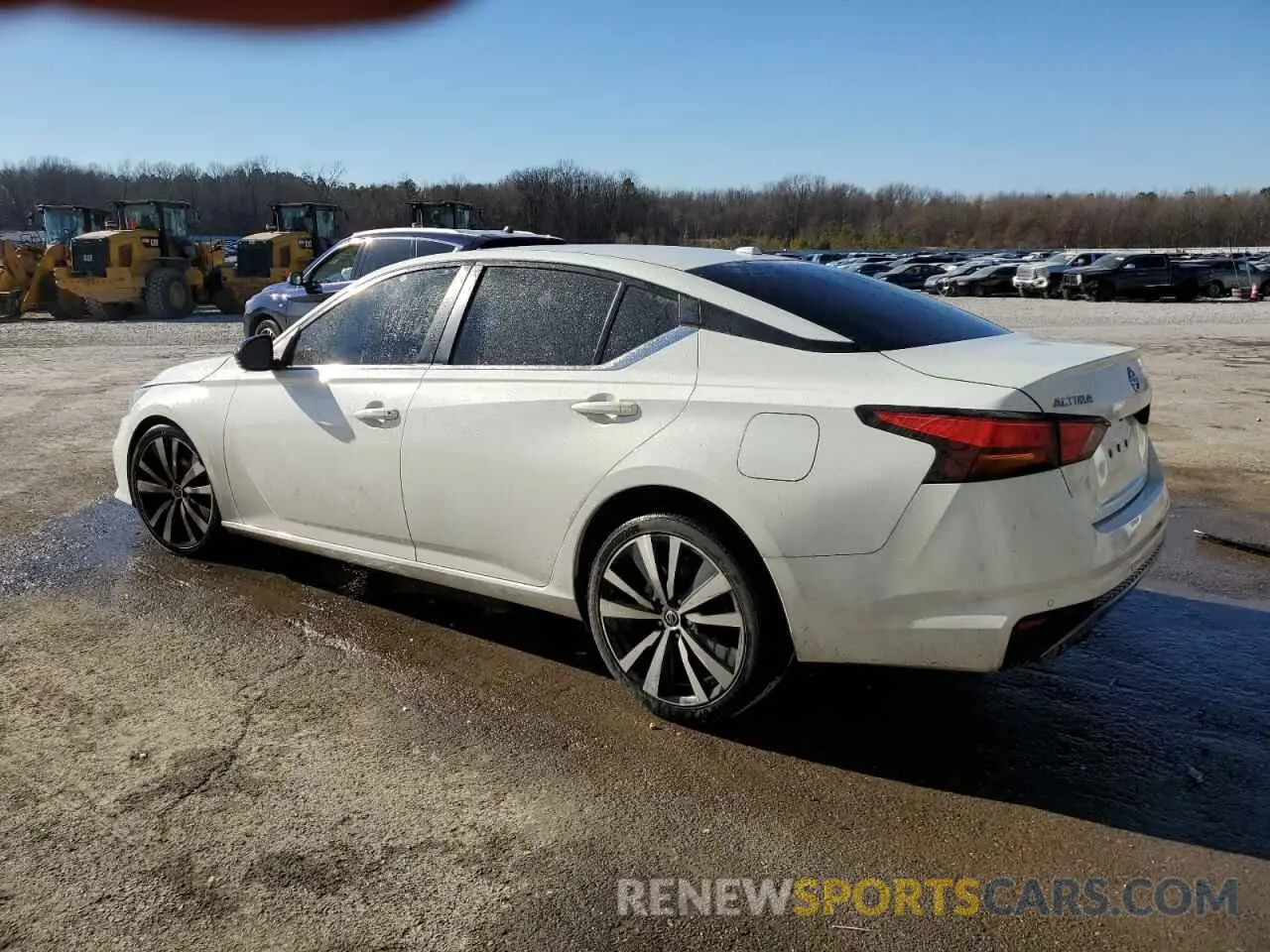2 Photograph of a damaged car 1N4BL4CV1LN312887 NISSAN ALTIMA 2020