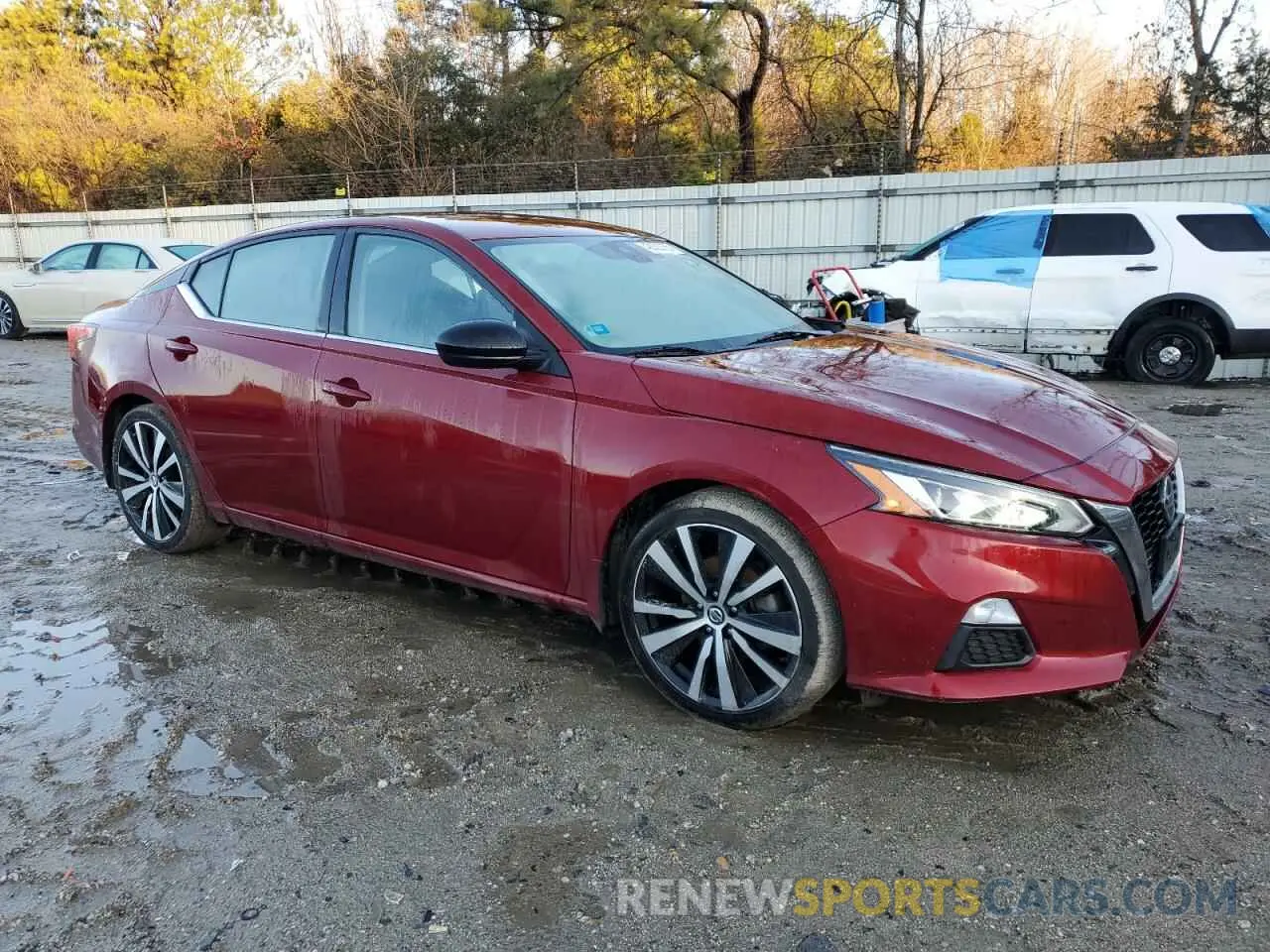 4 Photograph of a damaged car 1N4BL4CV2LC122592 NISSAN ALTIMA 2020