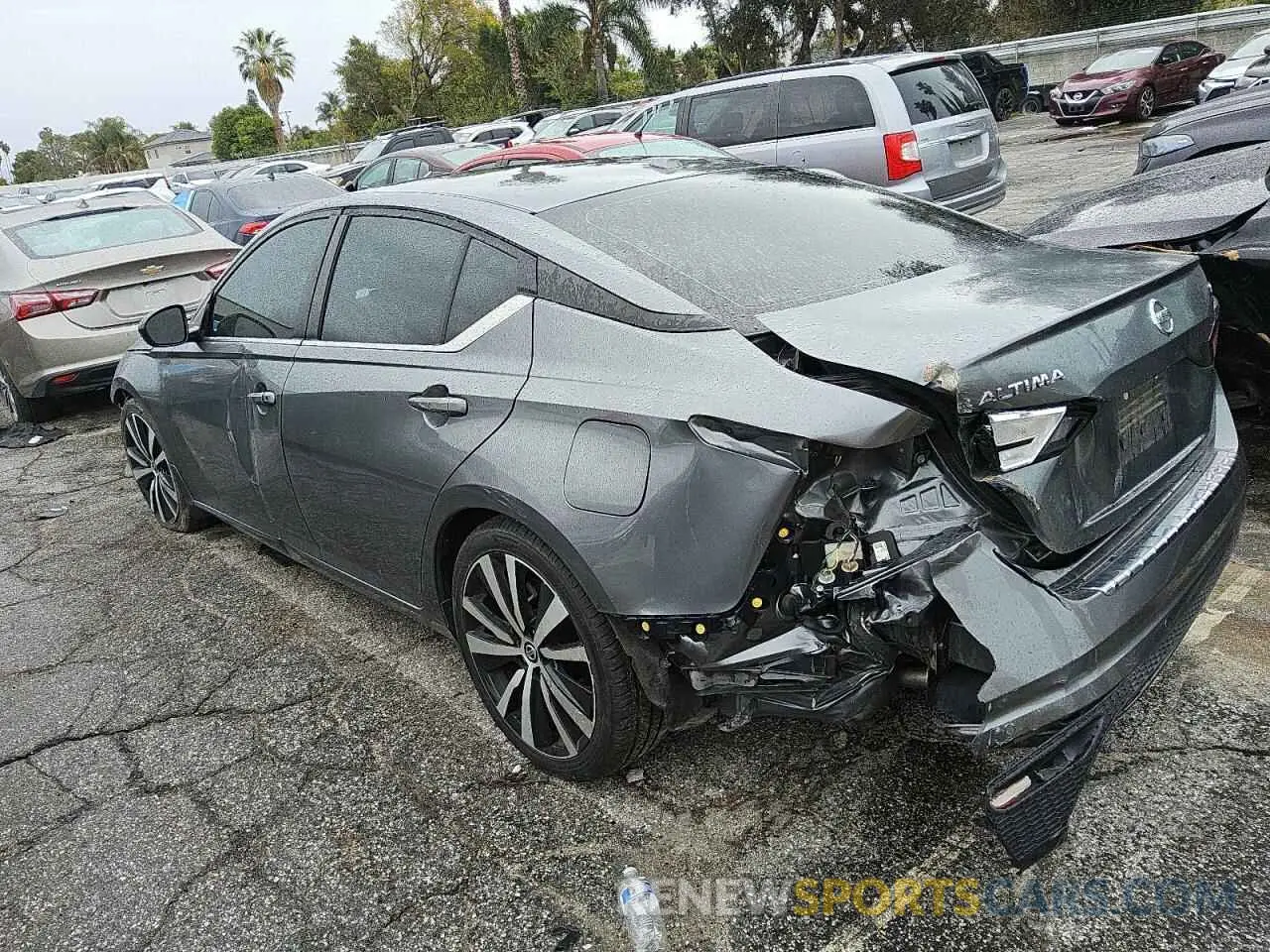 2 Photograph of a damaged car 1N4BL4CV2LC166804 NISSAN ALTIMA 2020