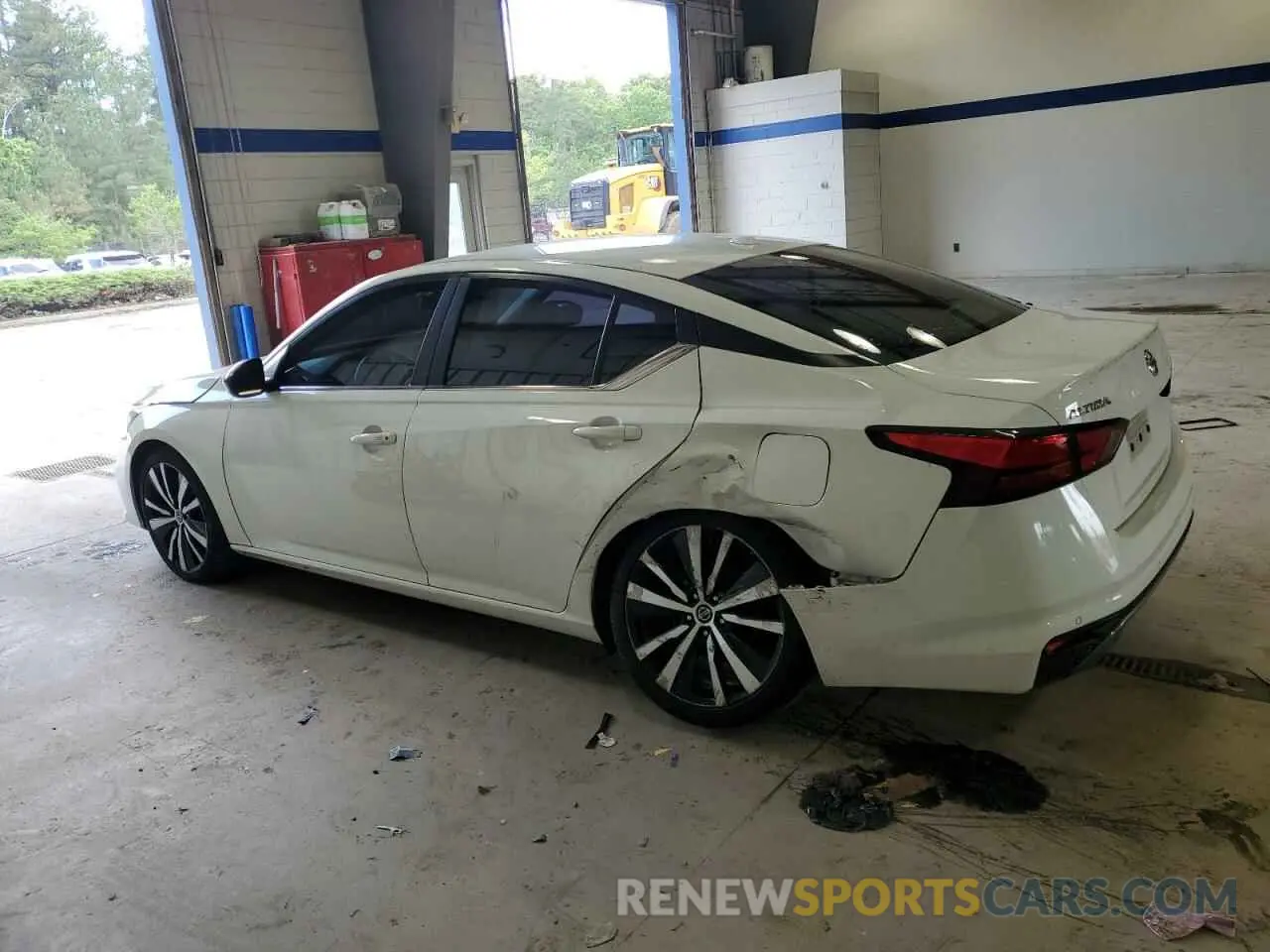 2 Photograph of a damaged car 1N4BL4CV2LC175499 NISSAN ALTIMA 2020