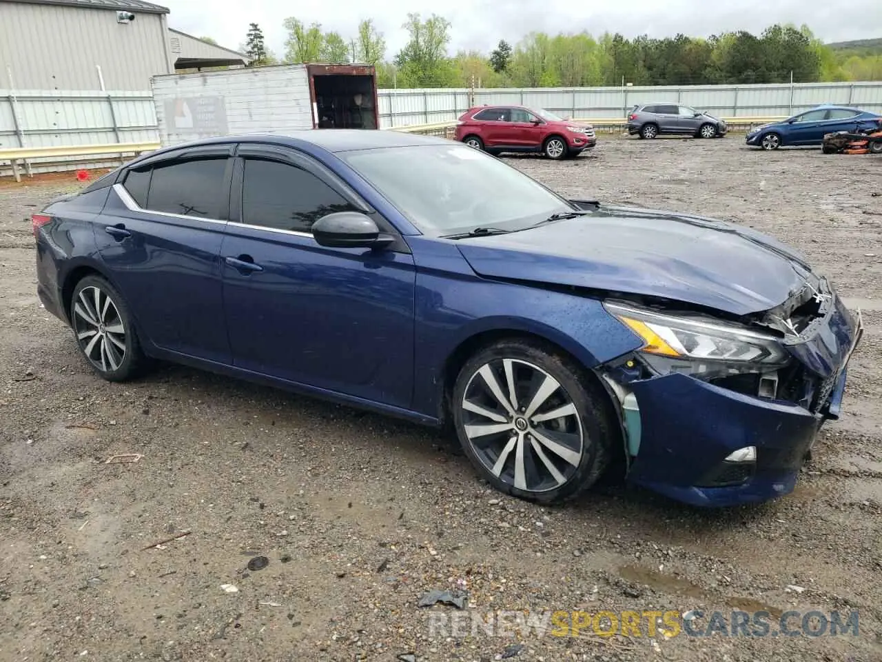 4 Photograph of a damaged car 1N4BL4CV2LC218982 NISSAN ALTIMA 2020