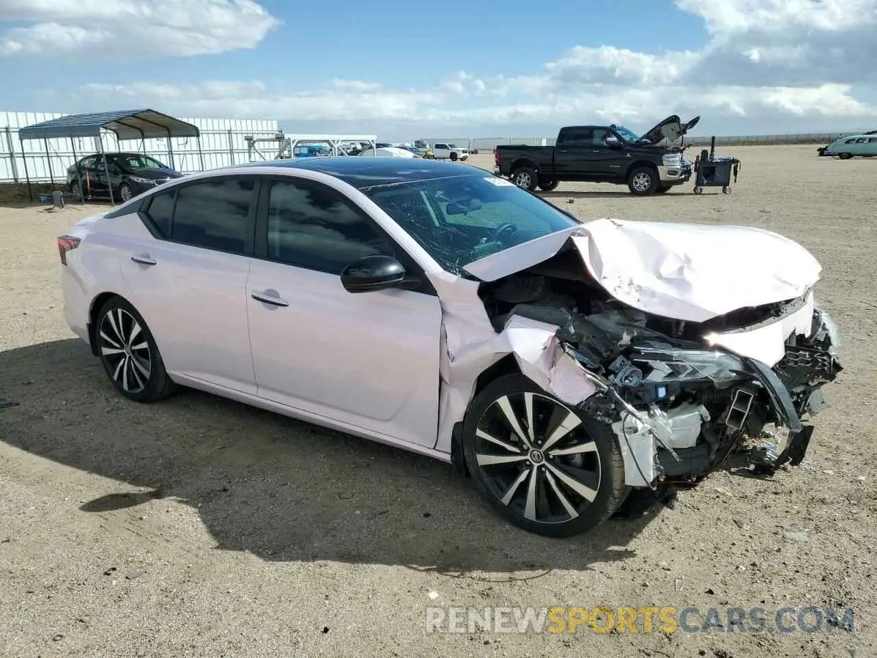 4 Photograph of a damaged car 1N4BL4CV2LC226029 NISSAN ALTIMA 2020