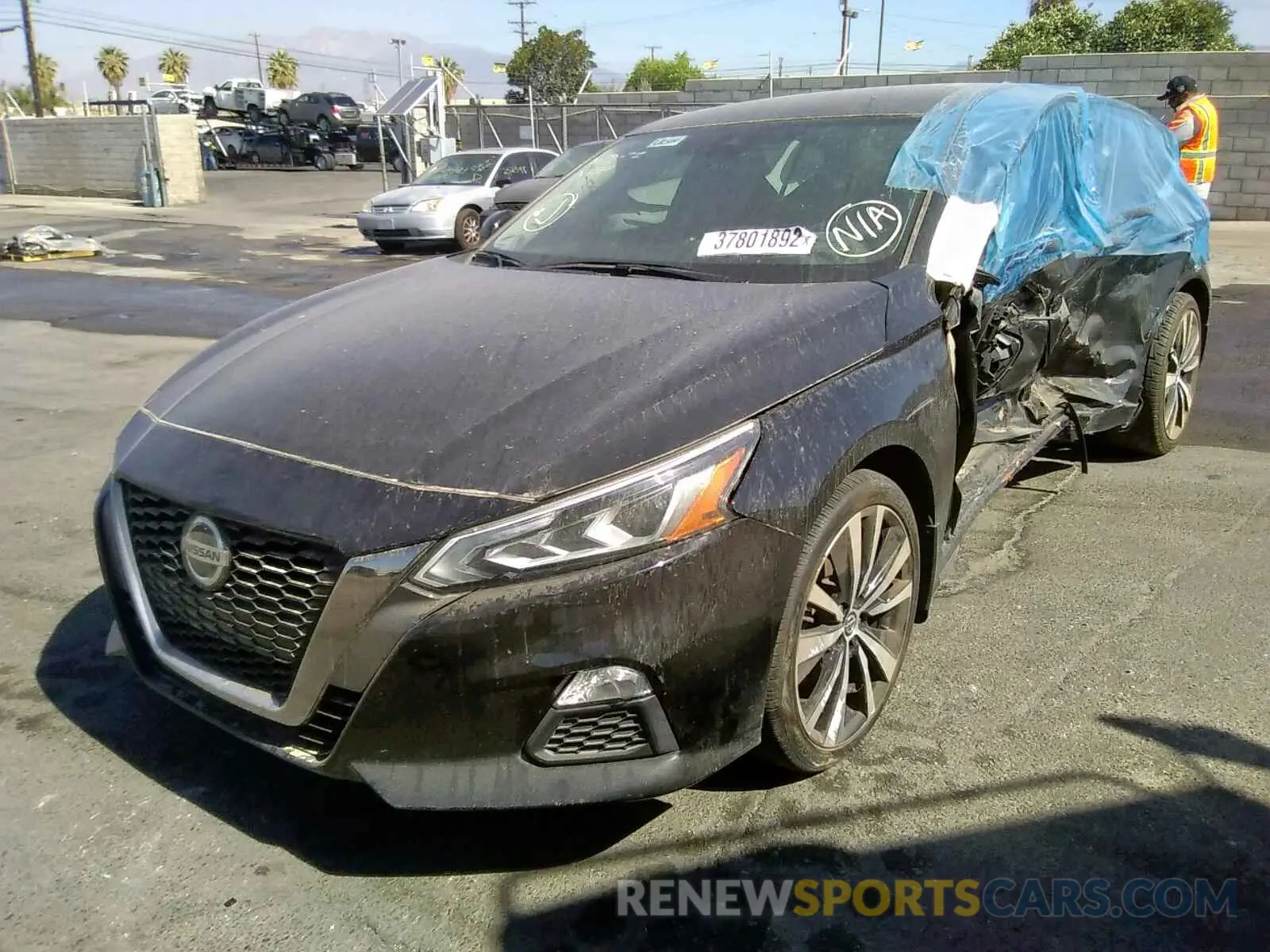 2 Photograph of a damaged car 1N4BL4CV2LC226760 NISSAN ALTIMA 2020