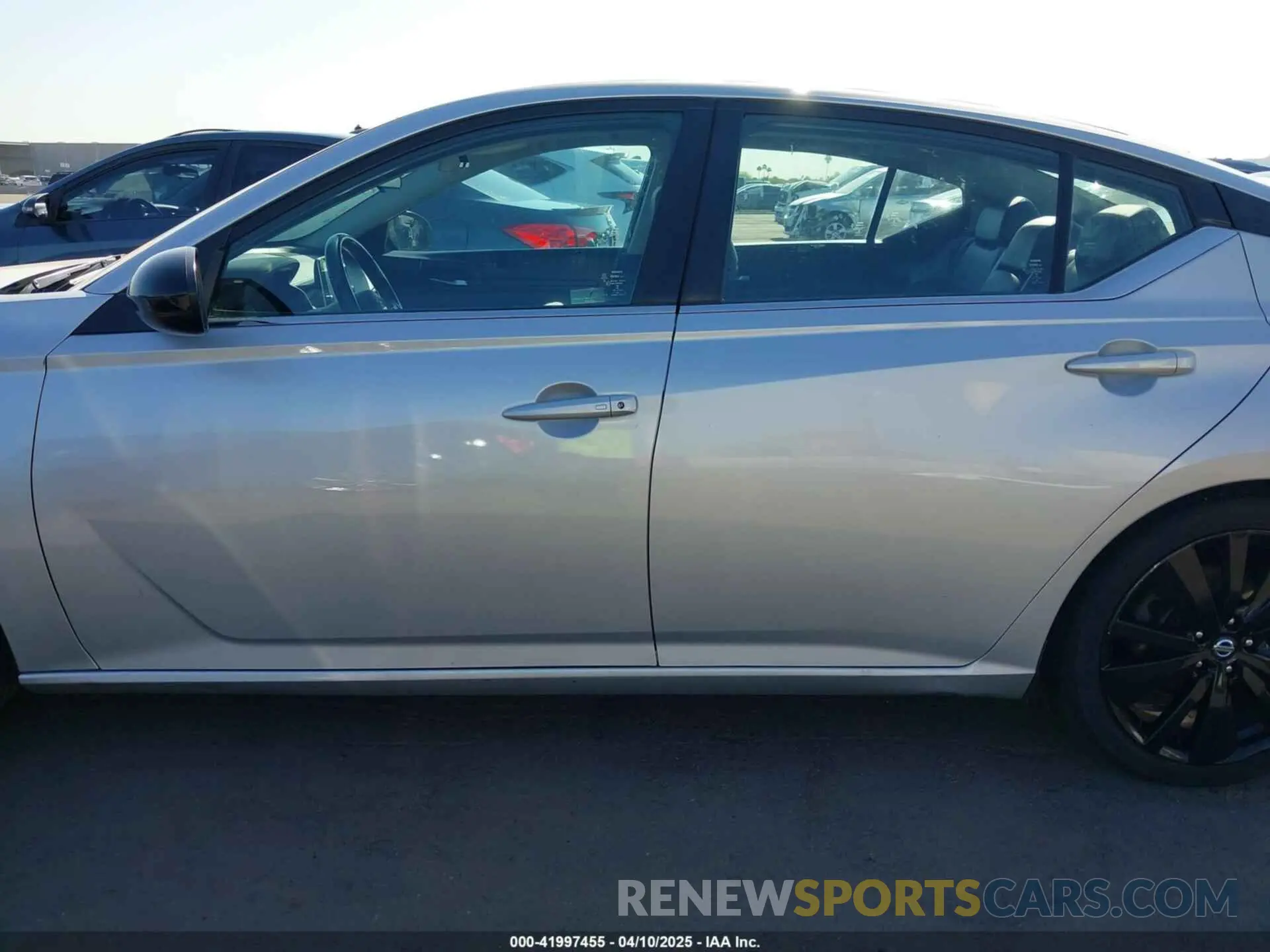 15 Photograph of a damaged car 1N4BL4CV2LC233031 NISSAN ALTIMA 2020