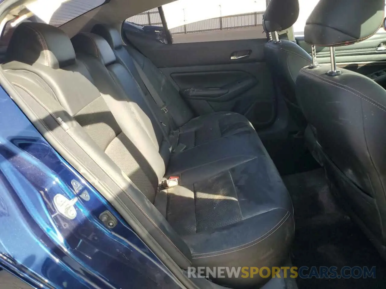10 Photograph of a damaged car 1N4BL4CV2LC233529 NISSAN ALTIMA 2020