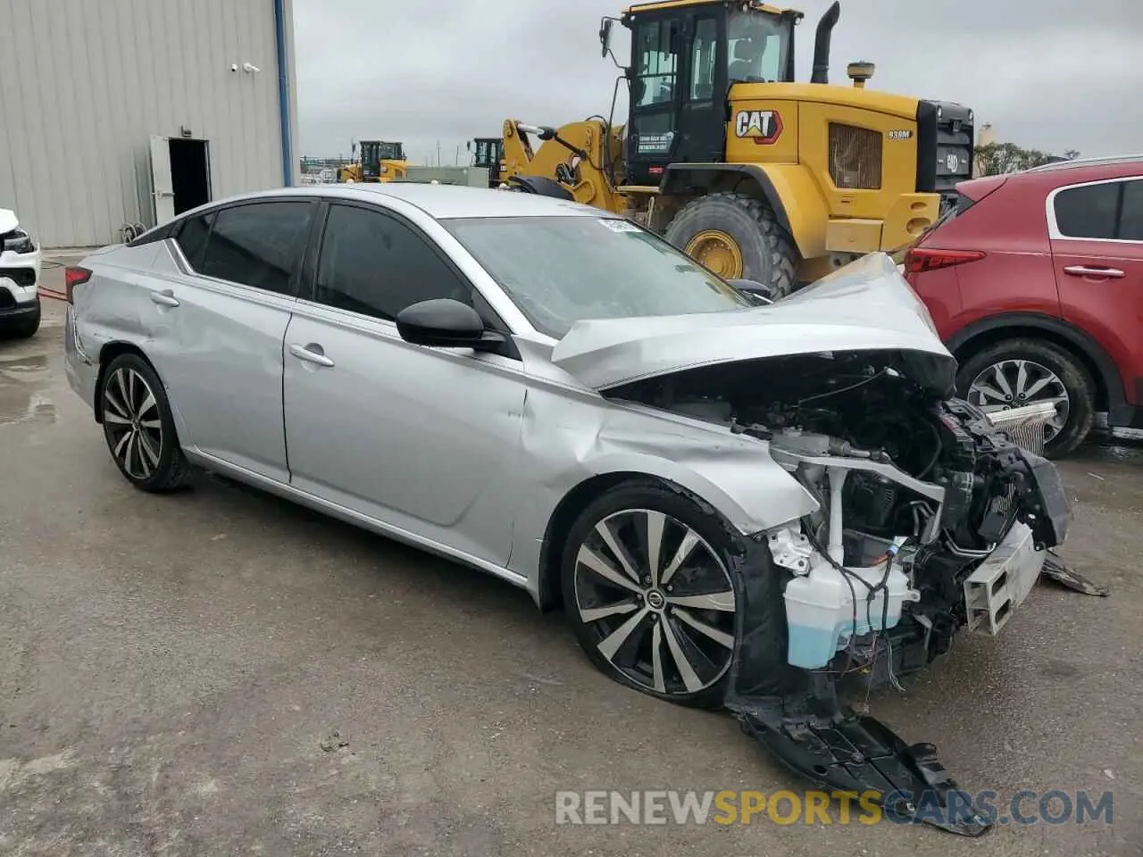 4 Photograph of a damaged car 1N4BL4CV3LC118549 NISSAN ALTIMA 2020