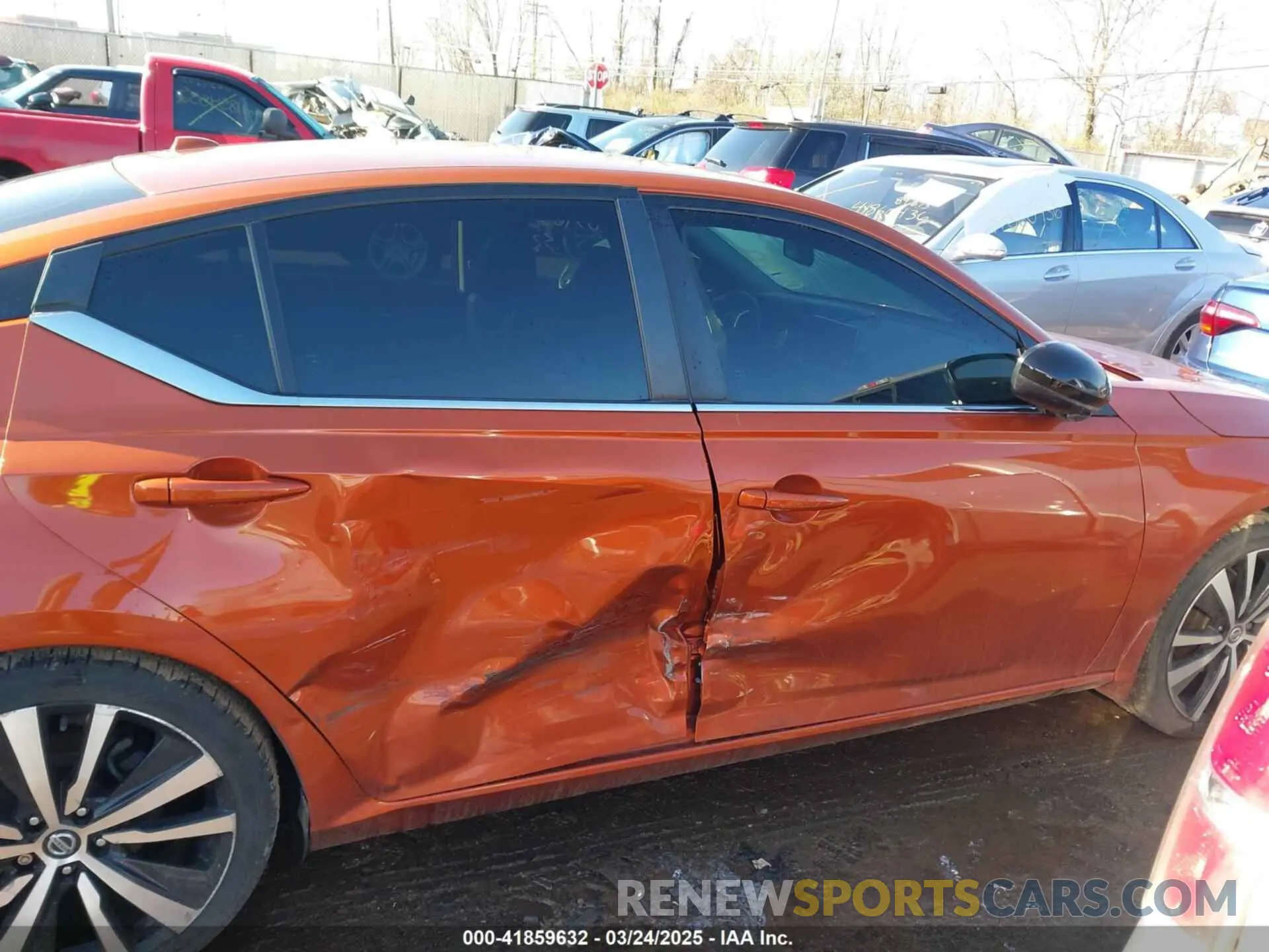 14 Photograph of a damaged car 1N4BL4CV3LC124271 NISSAN ALTIMA 2020