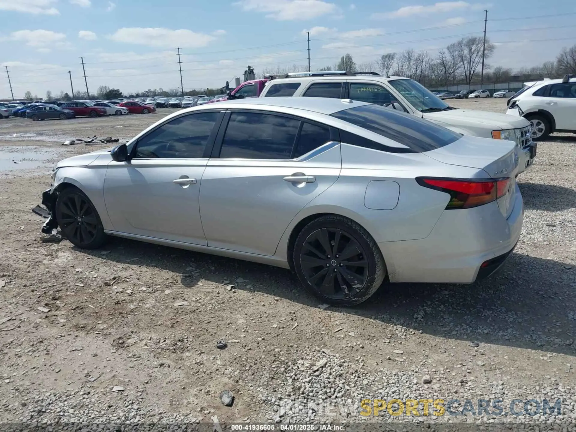 14 Photograph of a damaged car 1N4BL4CV3LC132192 NISSAN ALTIMA 2020