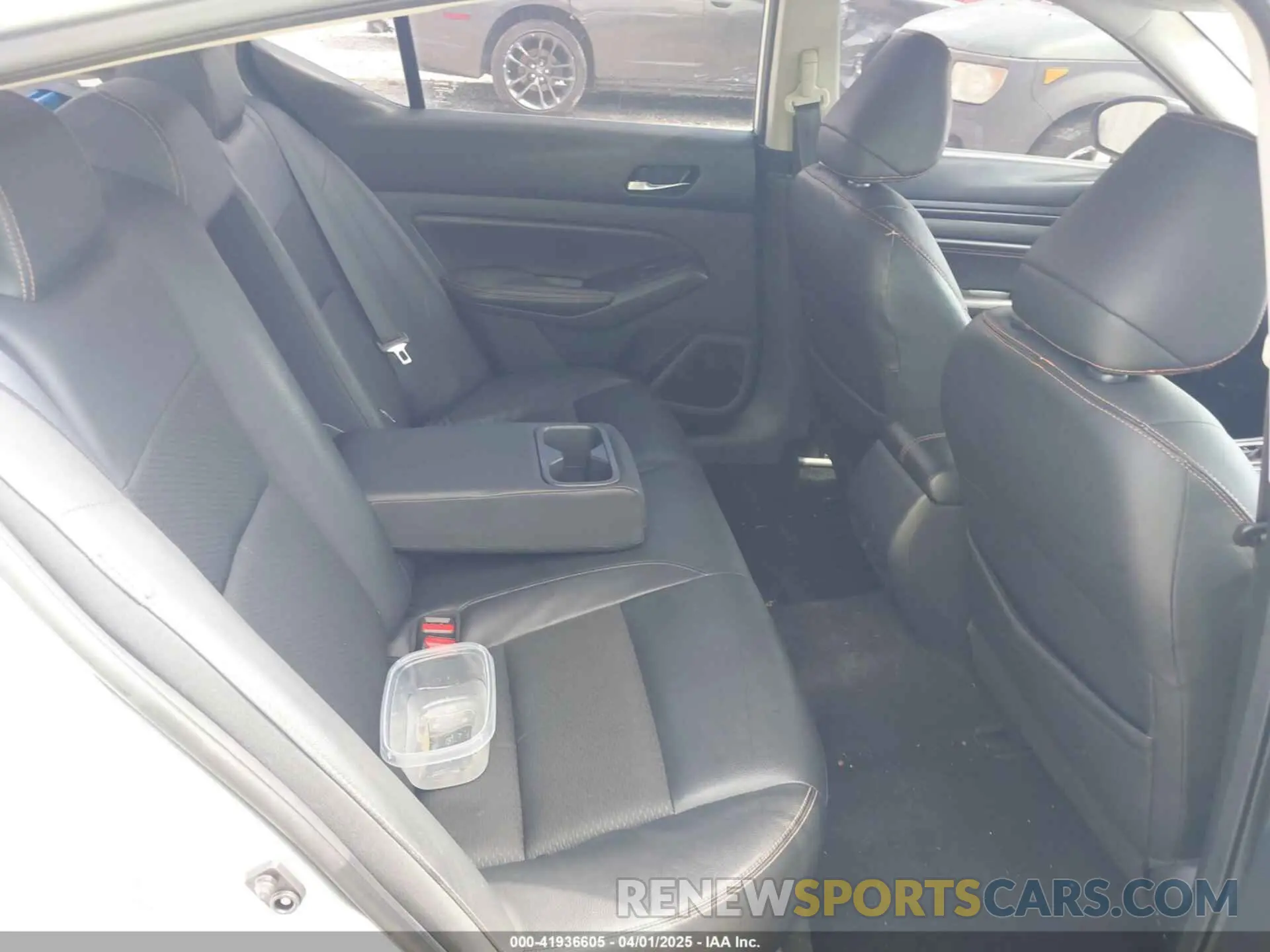 8 Photograph of a damaged car 1N4BL4CV3LC132192 NISSAN ALTIMA 2020