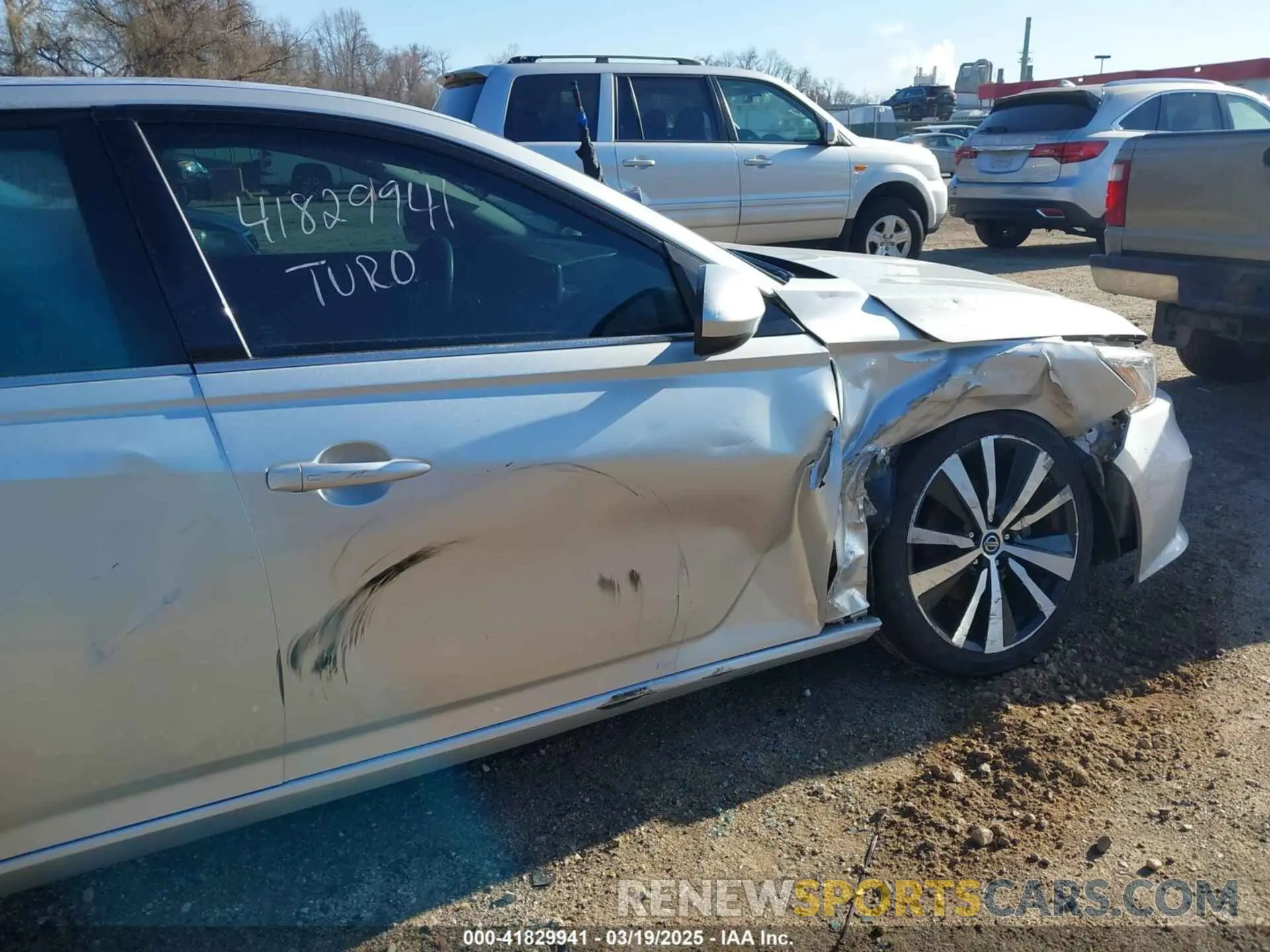 12 Photograph of a damaged car 1N4BL4CV3LC135383 NISSAN ALTIMA 2020