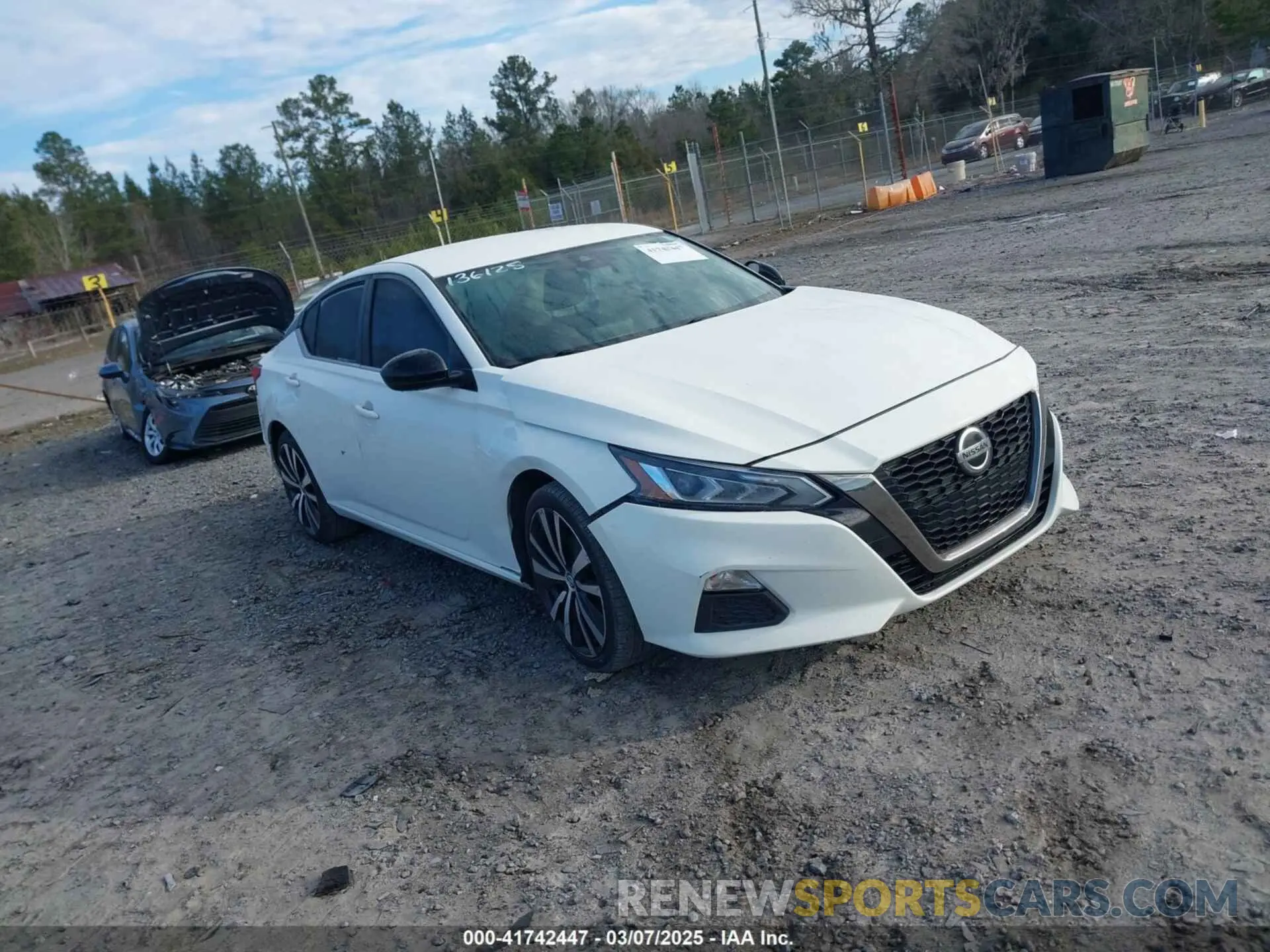 1 Photograph of a damaged car 1N4BL4CV3LC136128 NISSAN ALTIMA 2020