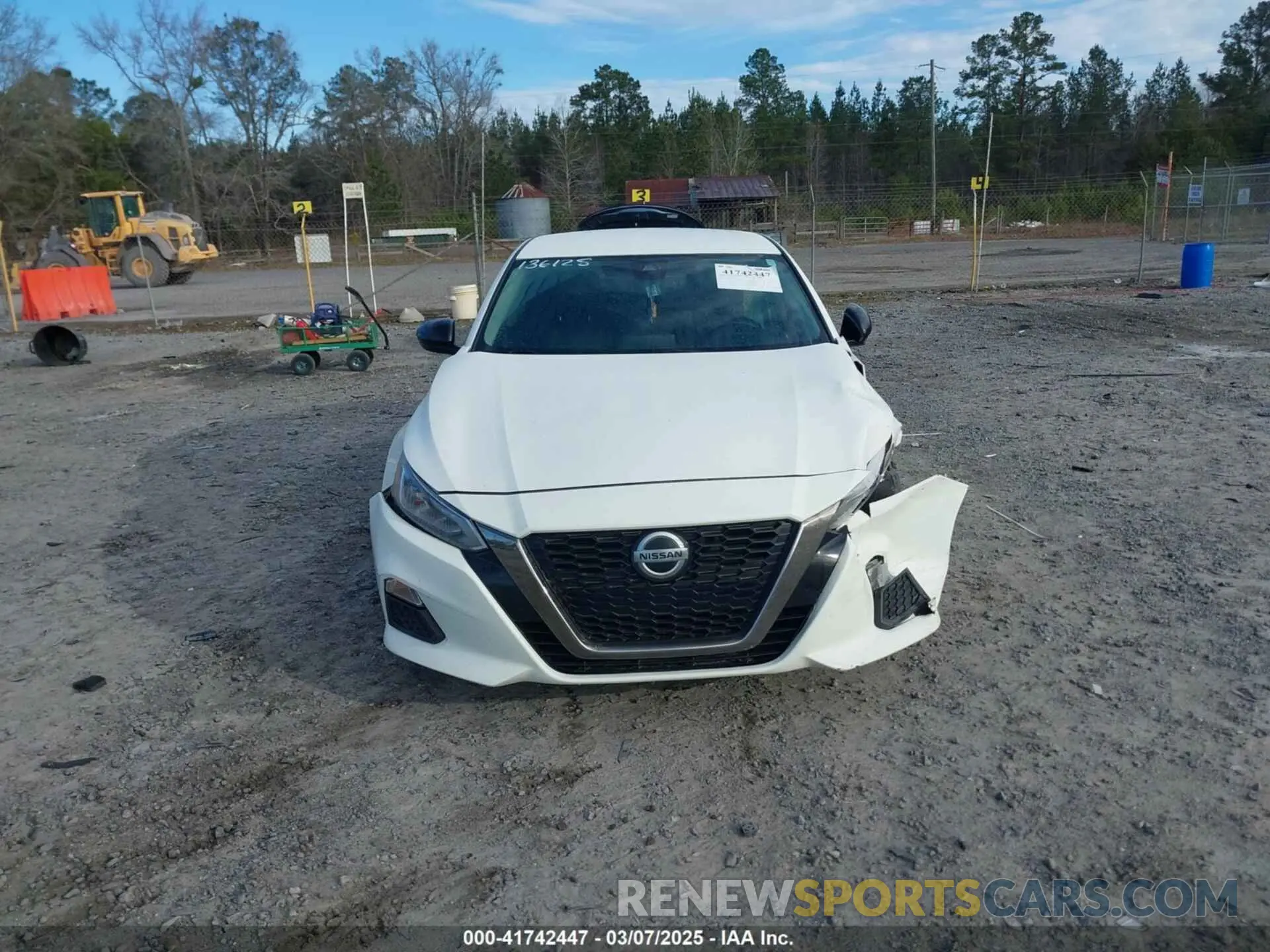 12 Photograph of a damaged car 1N4BL4CV3LC136128 NISSAN ALTIMA 2020