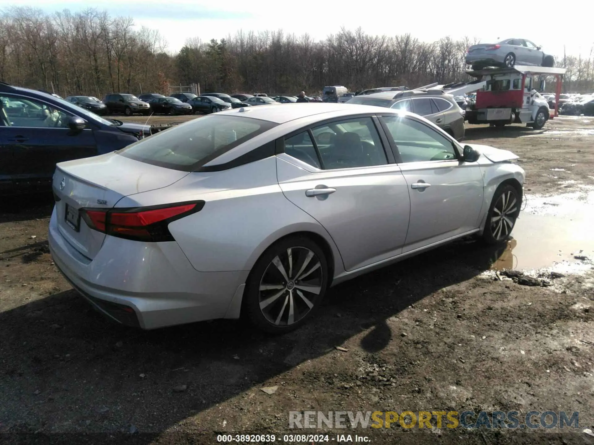 4 Photograph of a damaged car 1N4BL4CV3LC137120 NISSAN ALTIMA 2020