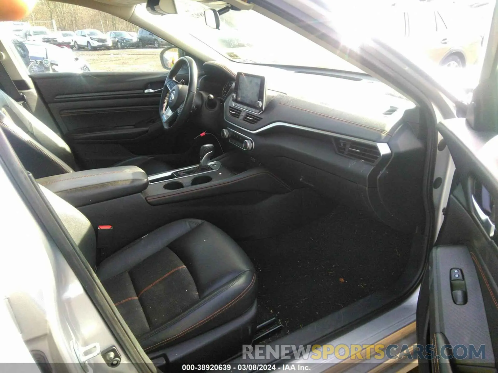 5 Photograph of a damaged car 1N4BL4CV3LC137120 NISSAN ALTIMA 2020