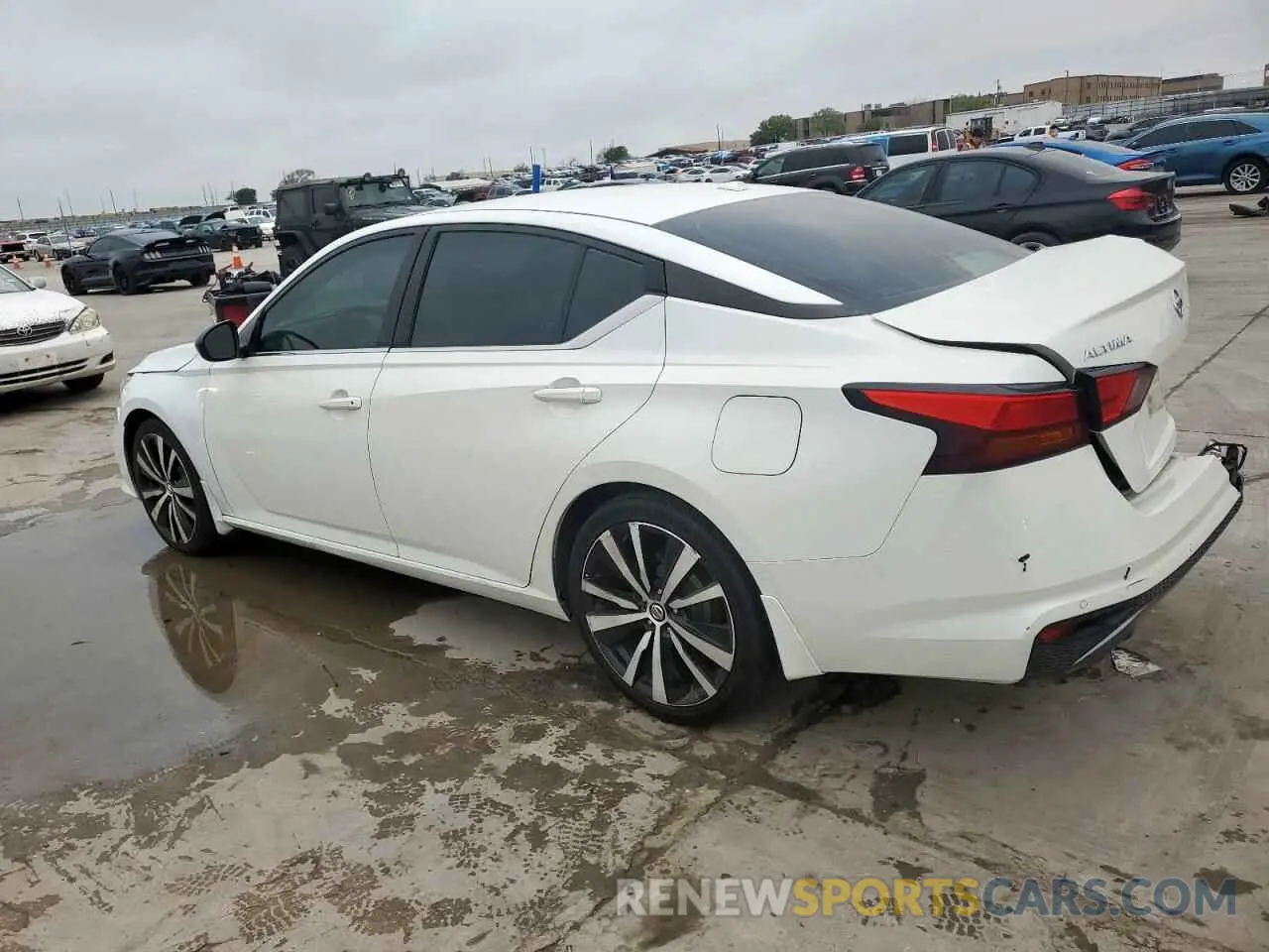 2 Photograph of a damaged car 1N4BL4CV3LC150062 NISSAN ALTIMA 2020