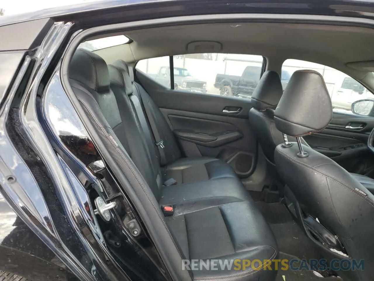 10 Photograph of a damaged car 1N4BL4CV3LC163717 NISSAN ALTIMA 2020