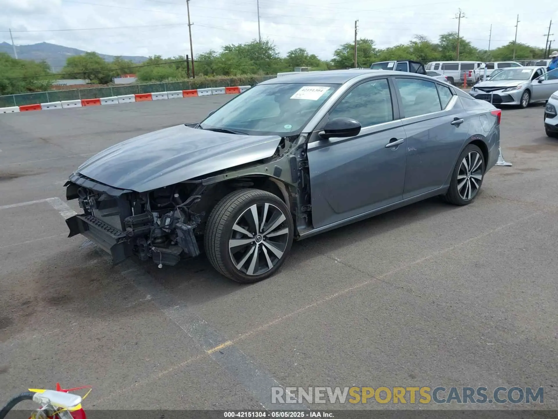 2 Photograph of a damaged car 1N4BL4CV3LC188438 NISSAN ALTIMA 2020