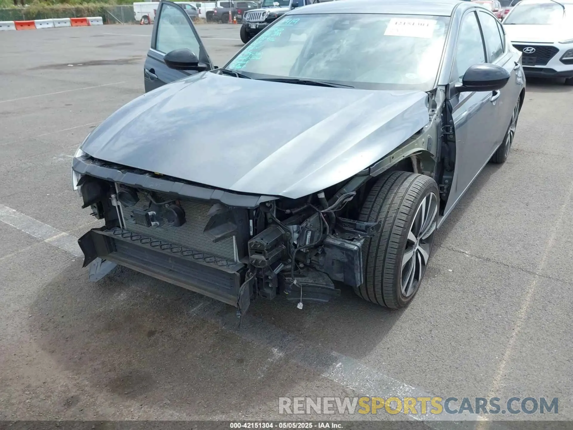 6 Photograph of a damaged car 1N4BL4CV3LC188438 NISSAN ALTIMA 2020