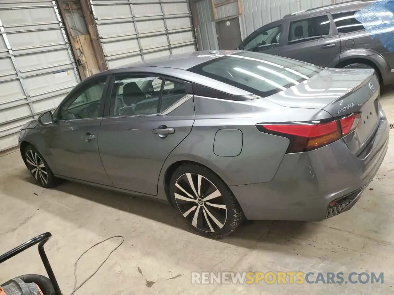 2 Photograph of a damaged car 1N4BL4CV3LC234091 NISSAN ALTIMA 2020
