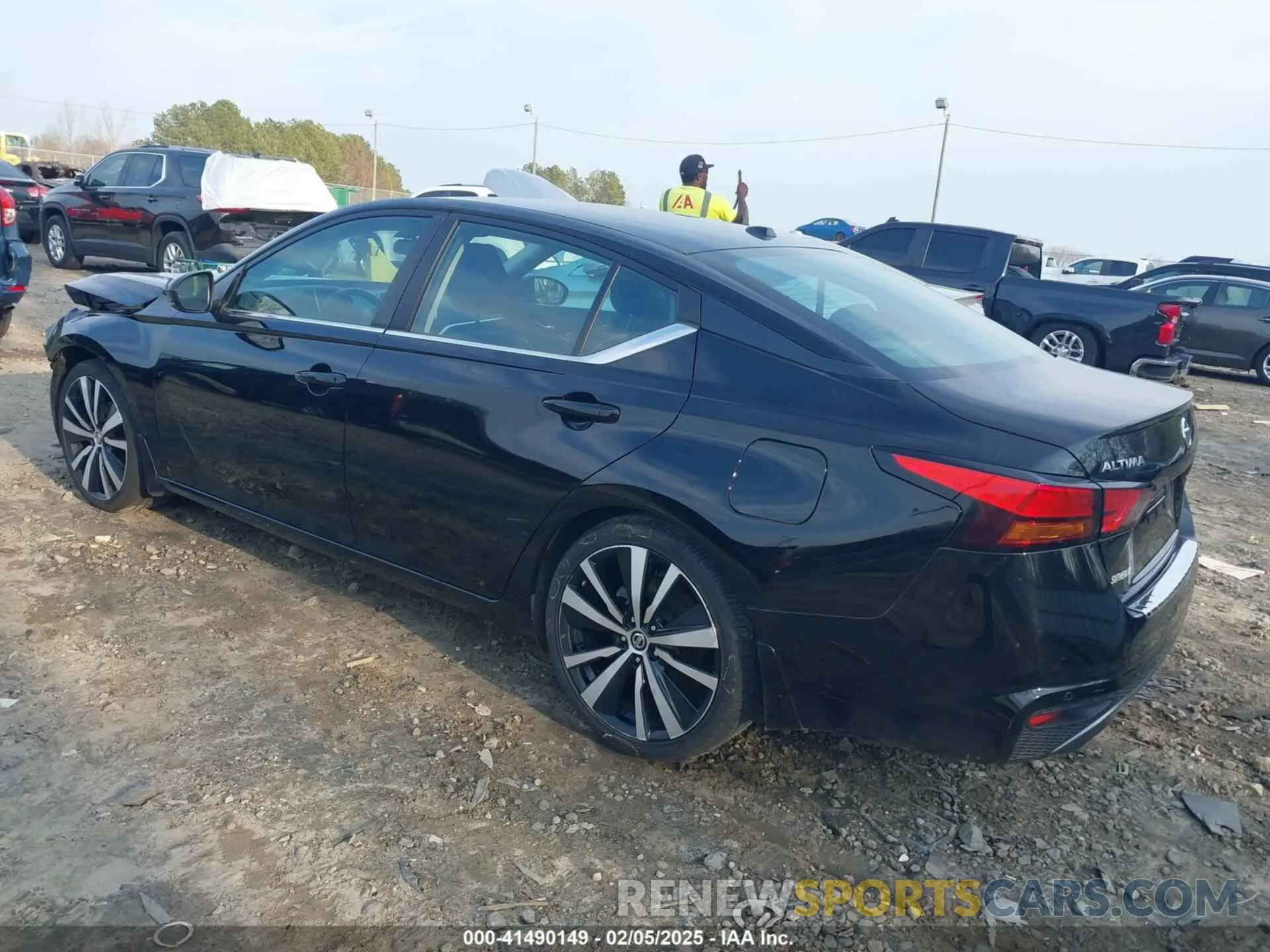 3 Photograph of a damaged car 1N4BL4CV3LC285557 NISSAN ALTIMA 2020