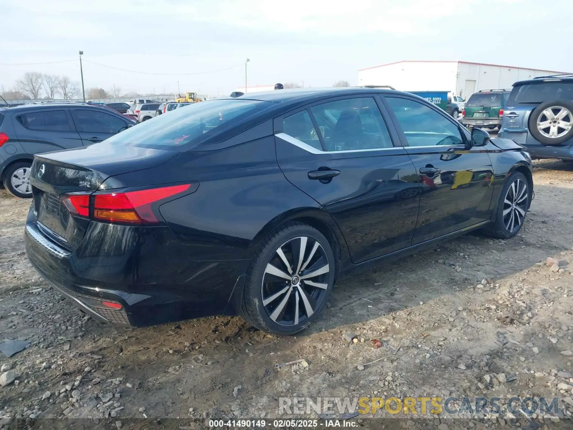 4 Photograph of a damaged car 1N4BL4CV3LC285557 NISSAN ALTIMA 2020