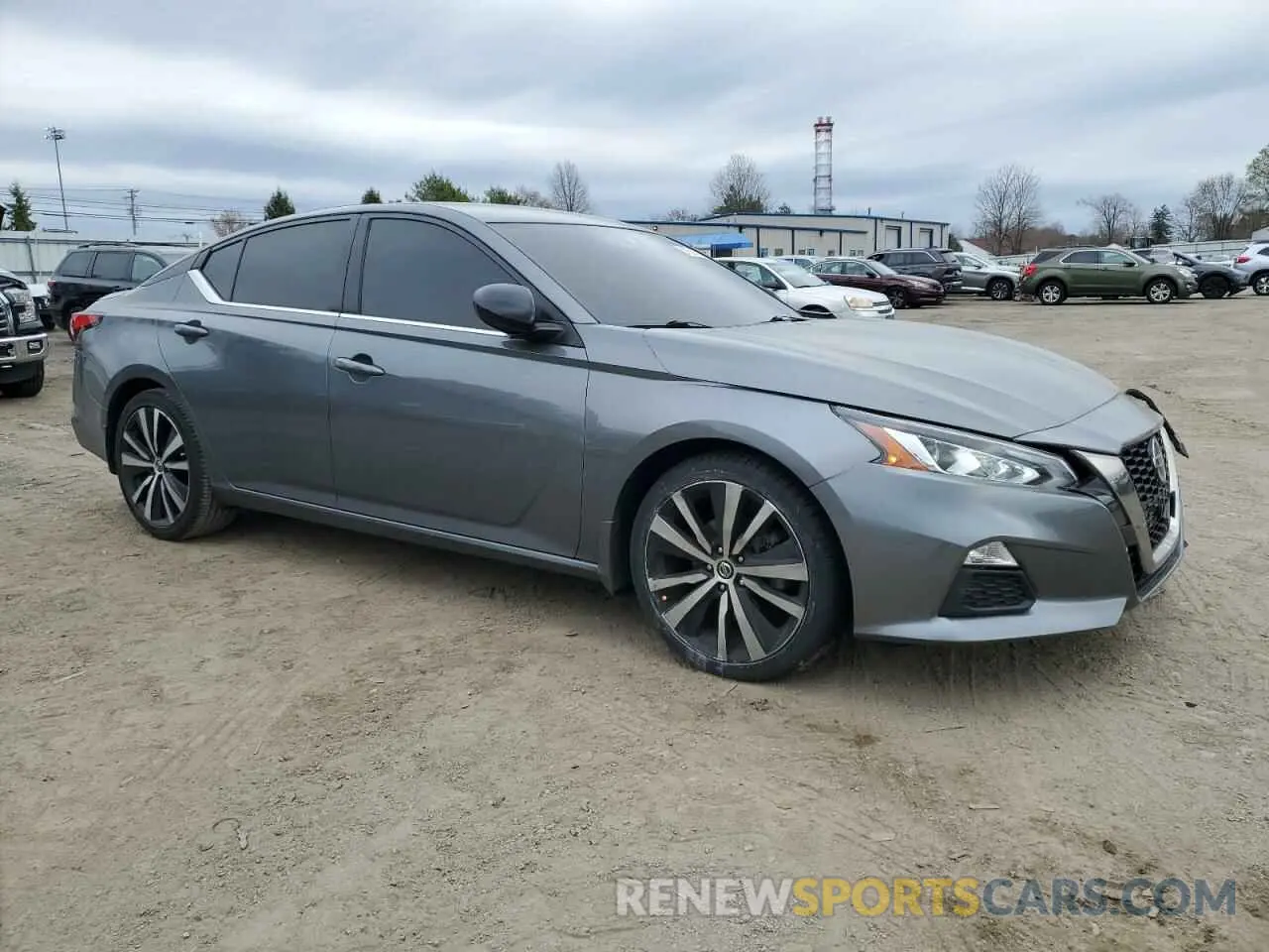 4 Photograph of a damaged car 1N4BL4CV4LC120732 NISSAN ALTIMA 2020