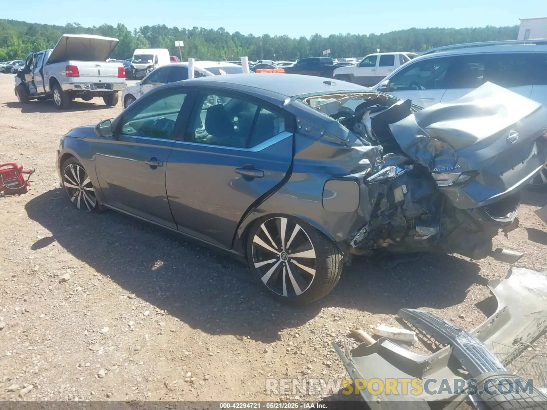 3 Photograph of a damaged car 1N4BL4CV4LC120911 NISSAN ALTIMA 2020